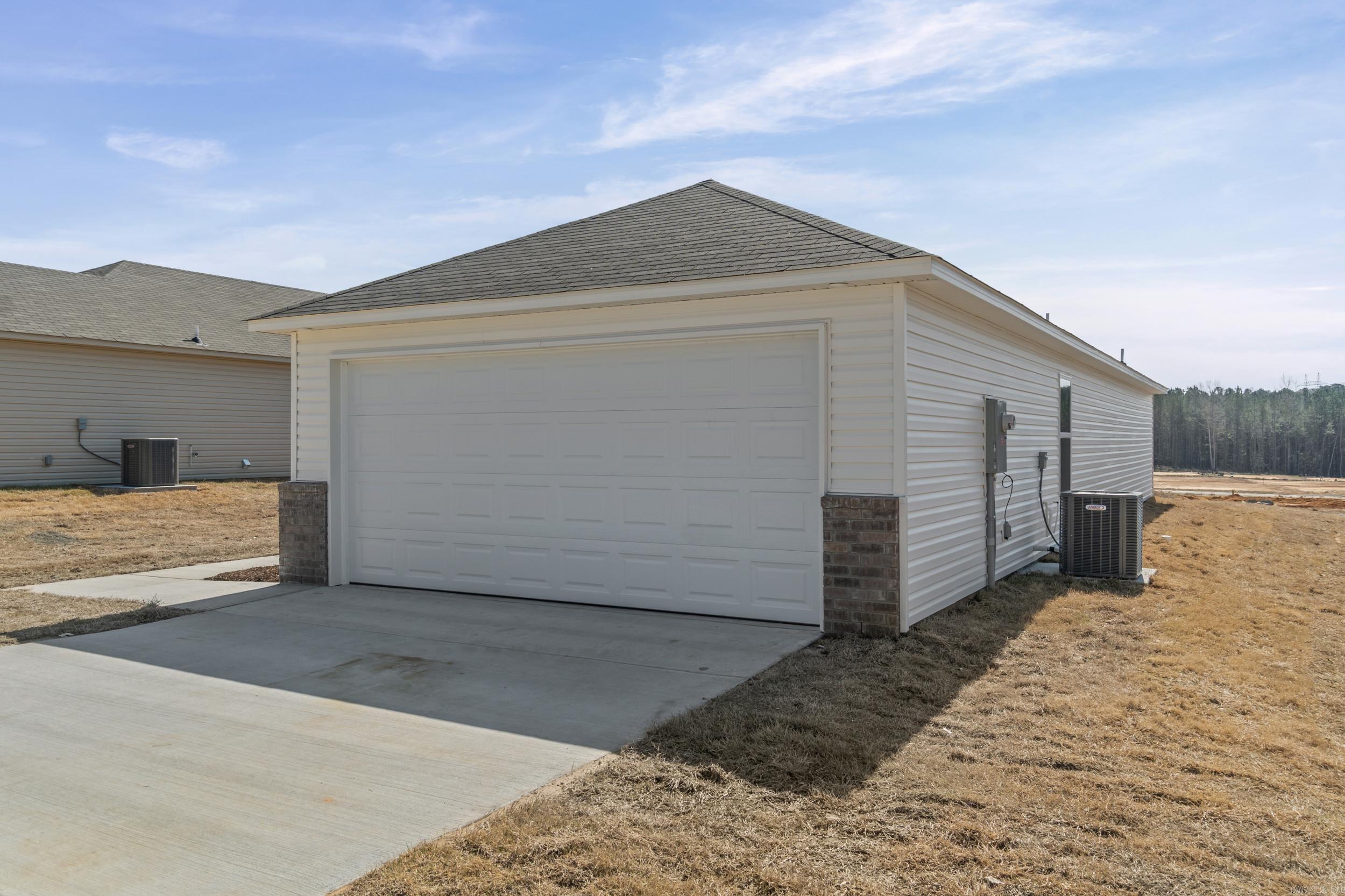 THE MEADOWS - Residential