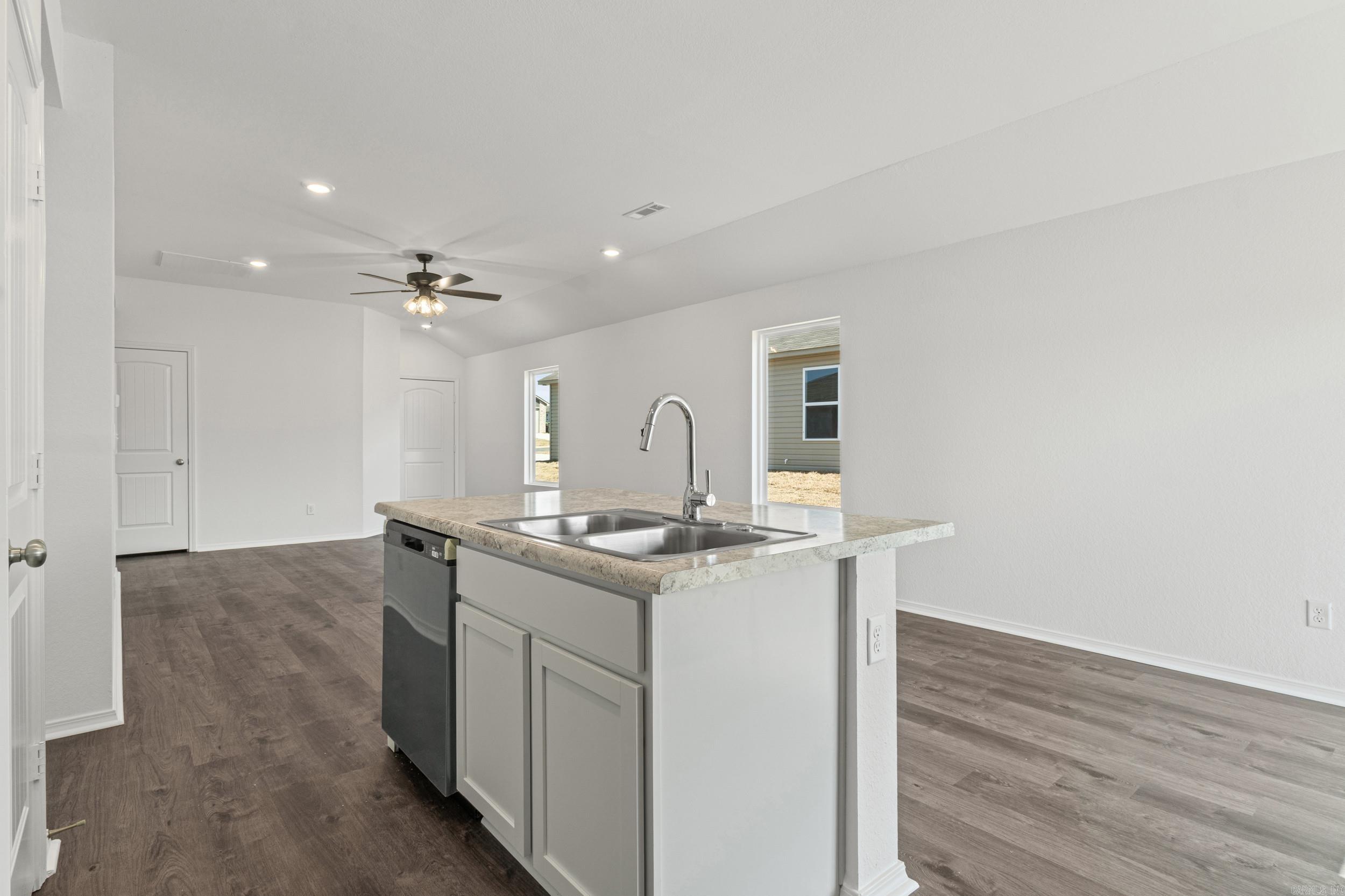 THE MEADOWS - Residential