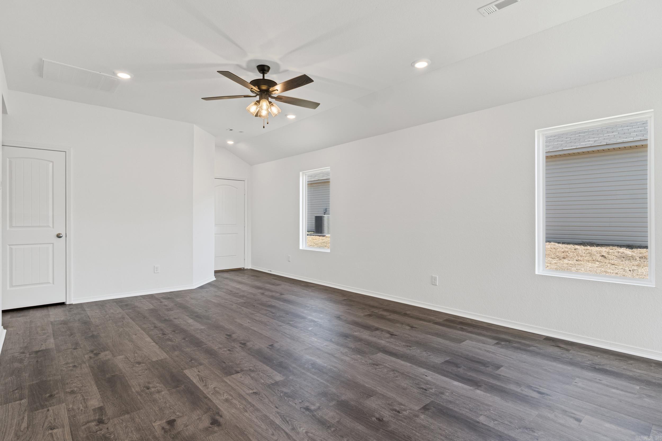 THE MEADOWS - Residential