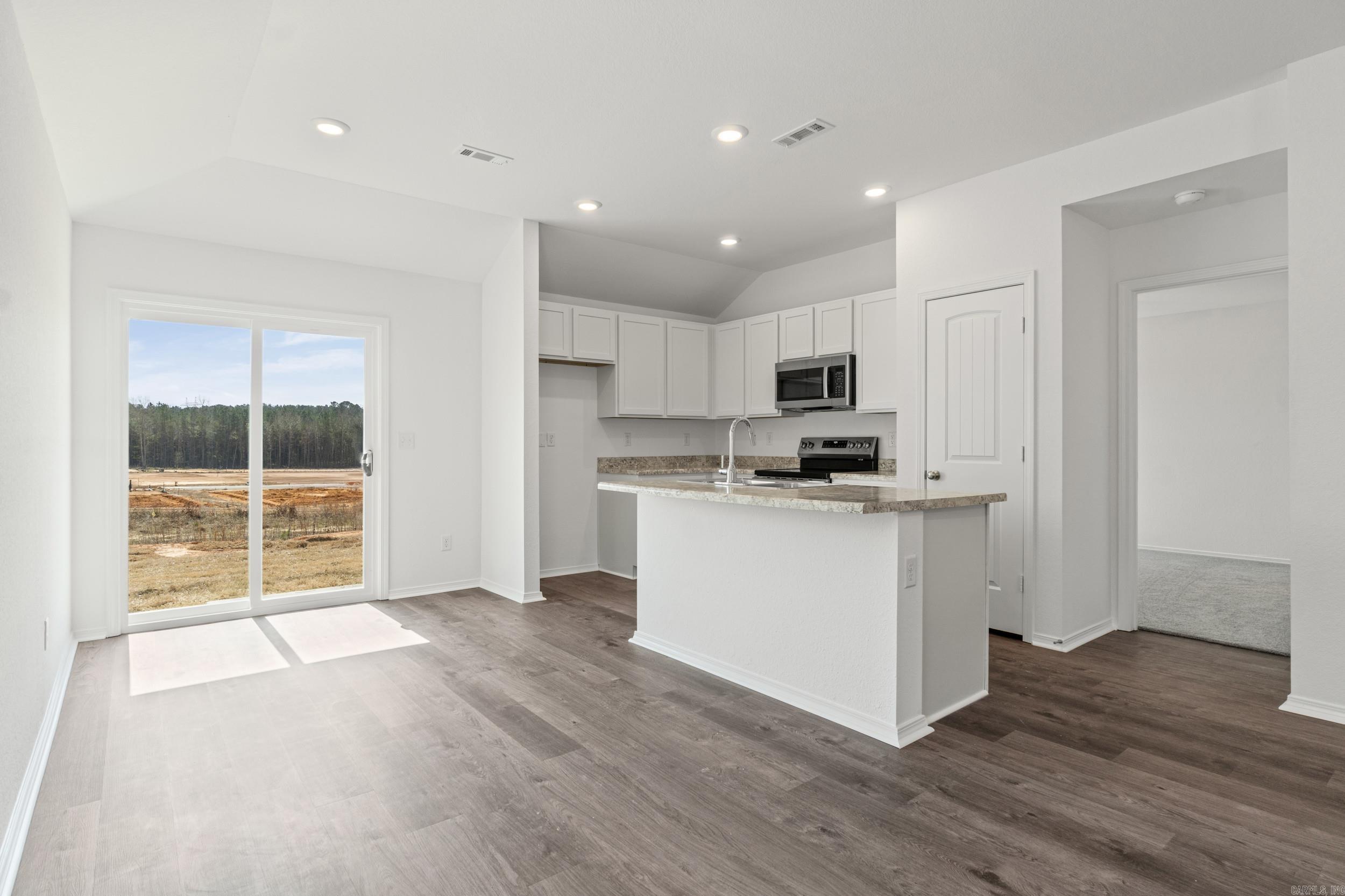 THE MEADOWS - Residential