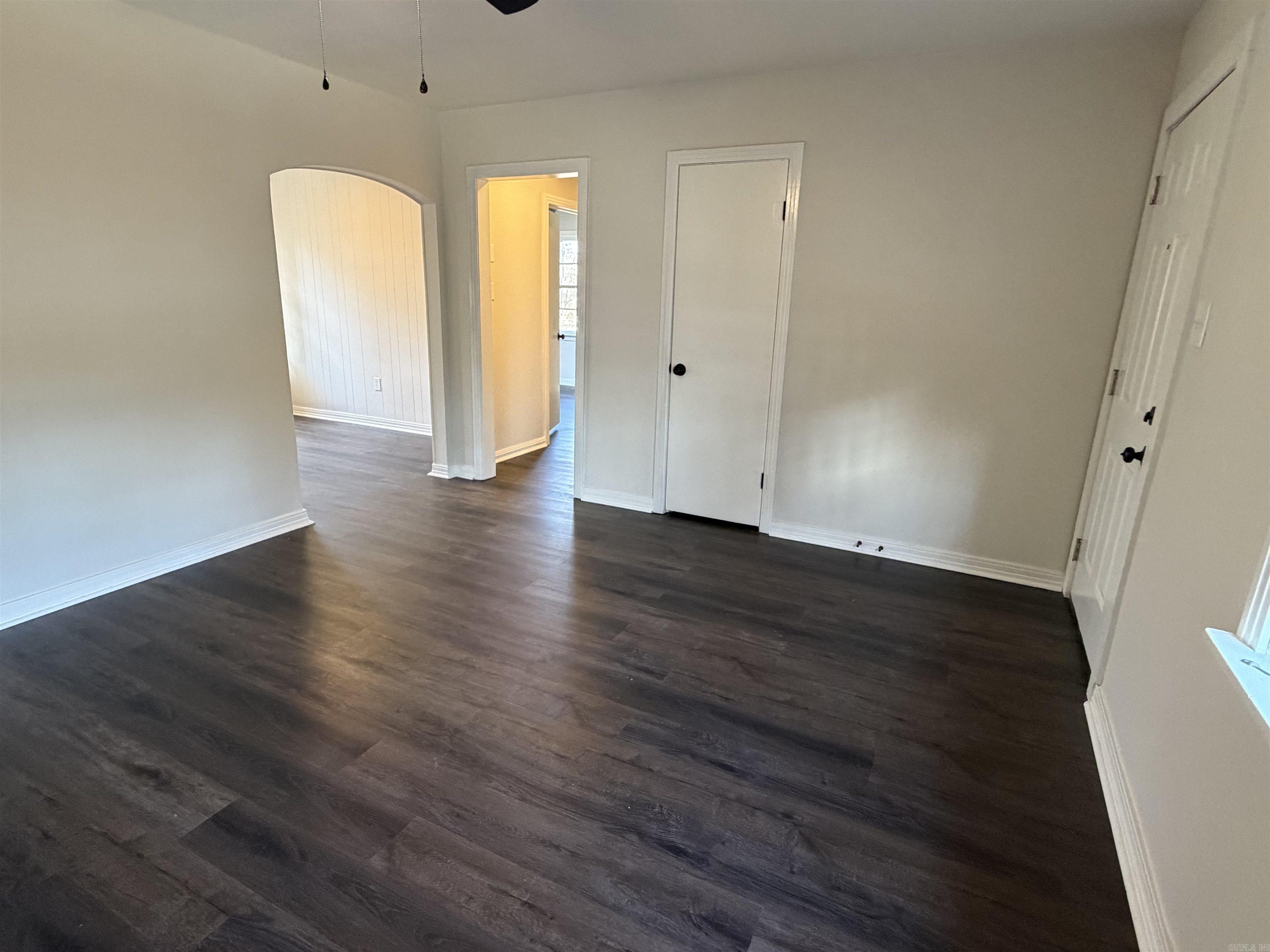 Lakeside Terrace - Residential Lease