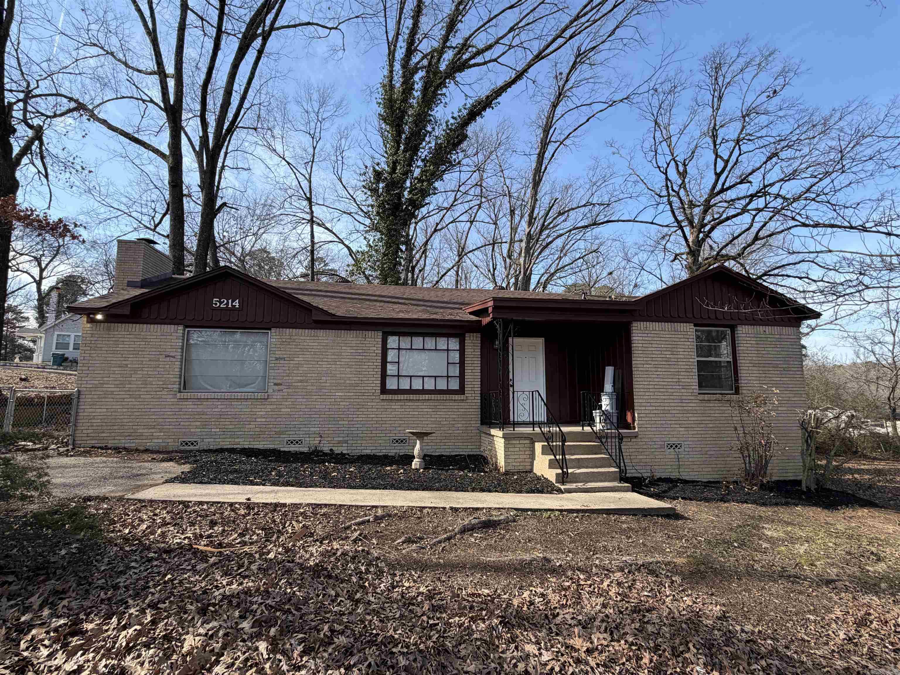 Lakeside Terrace - Residential Lease