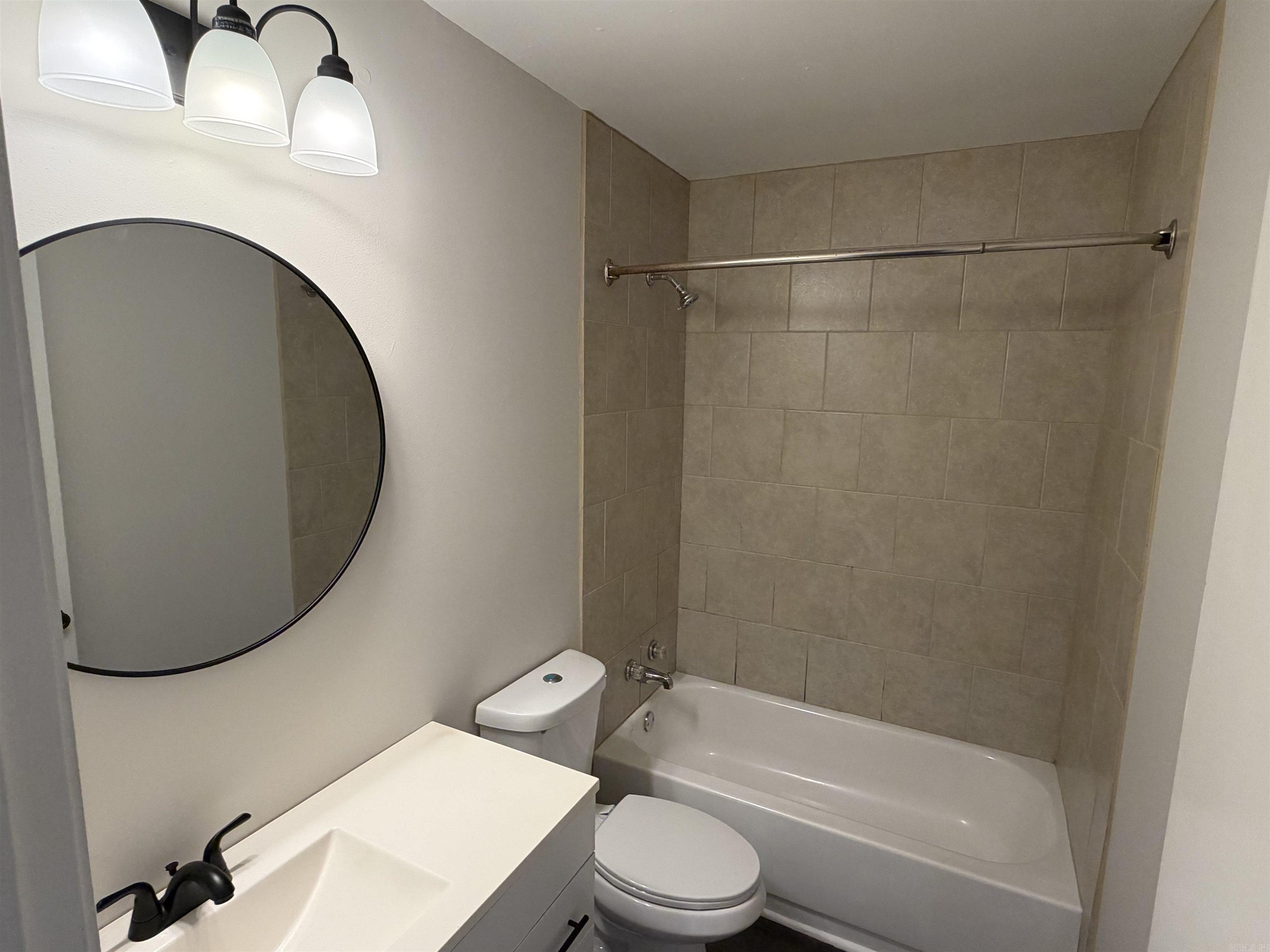 Lakeside Terrace - Residential Lease