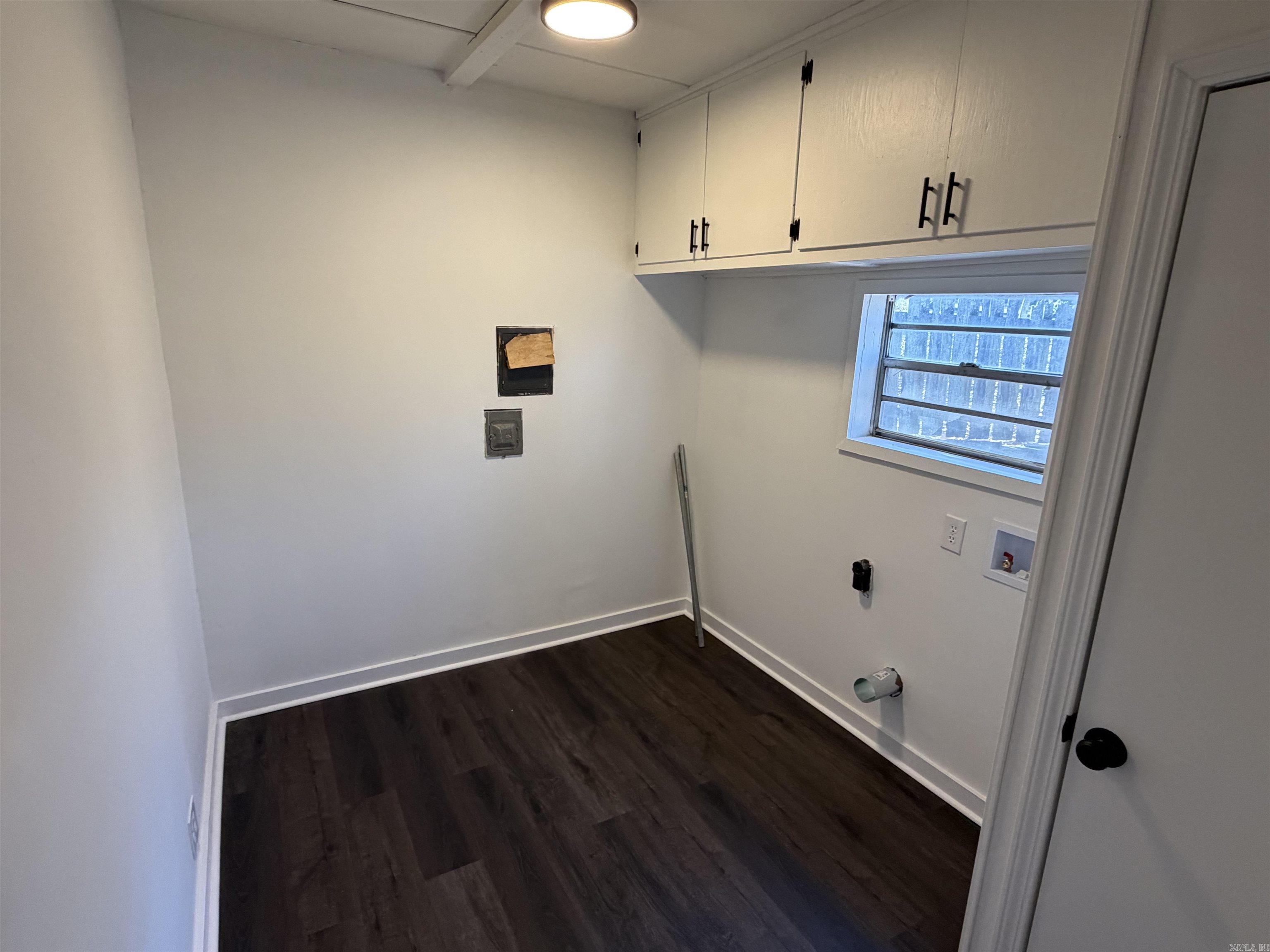 Lakeside Terrace - Residential Lease