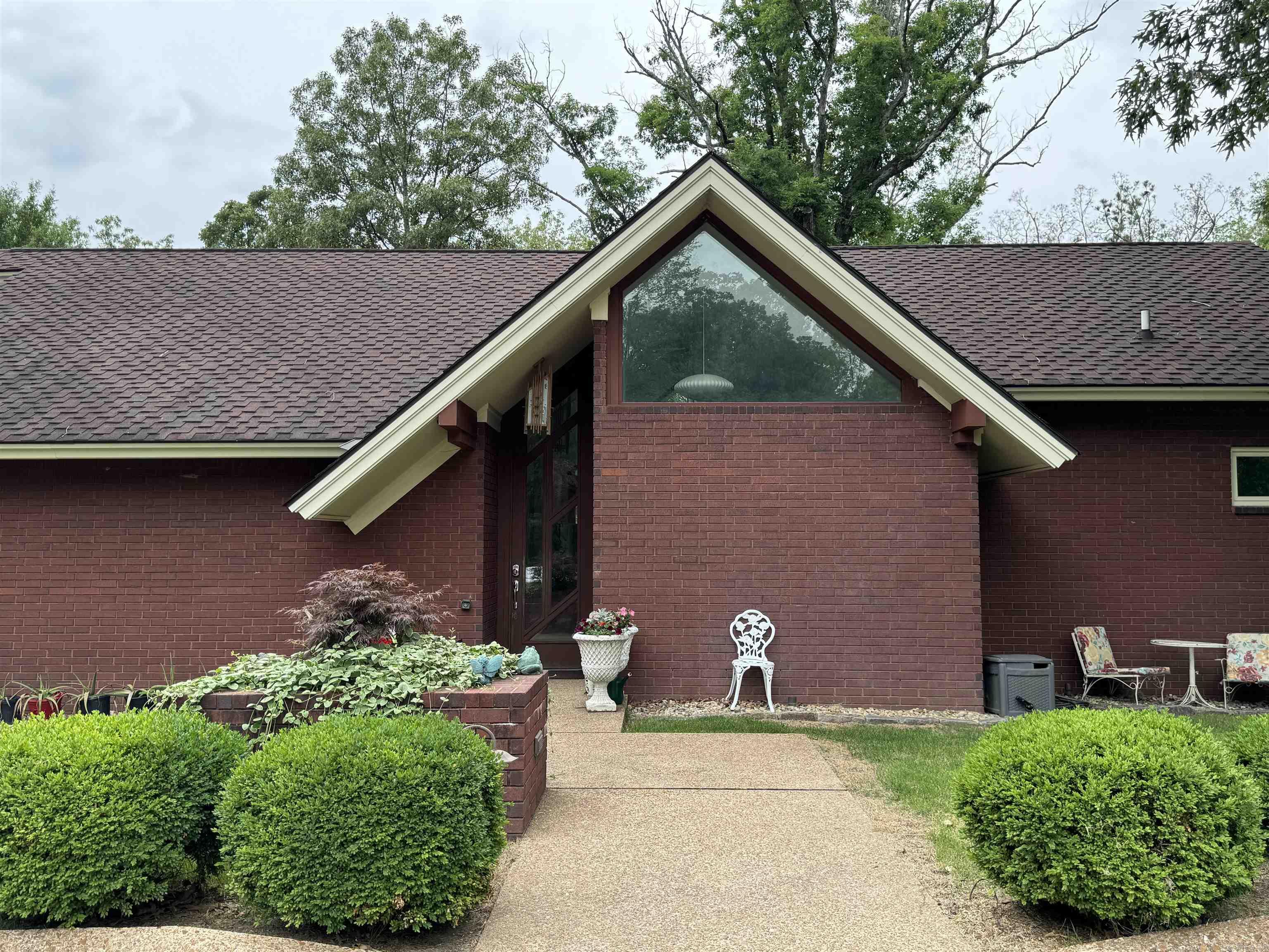 If you love tranquility, this is the place for you! This custom built two Bedroom two Bath home has such beauty and detail. There is also a bonus room that could be made into an additional bedroom. The kitchen has beautiful granite countertops and a unique design. The beautiful and strategically placed widows bring the outside in , while preserving your privacy. This property will be sold with approximately 5 acres of Partially wooded and partially cleared land.