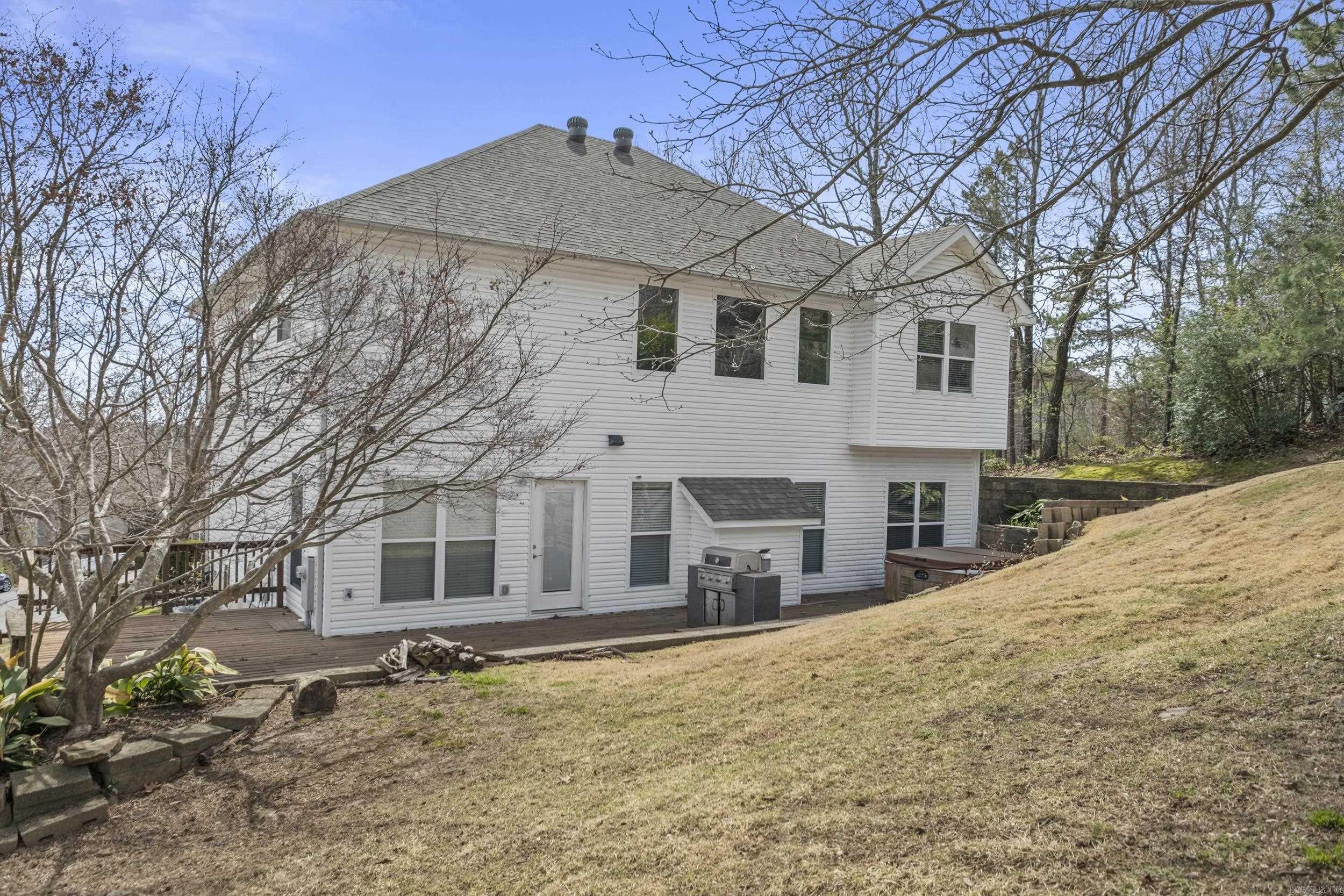 THE POINTE - Residential