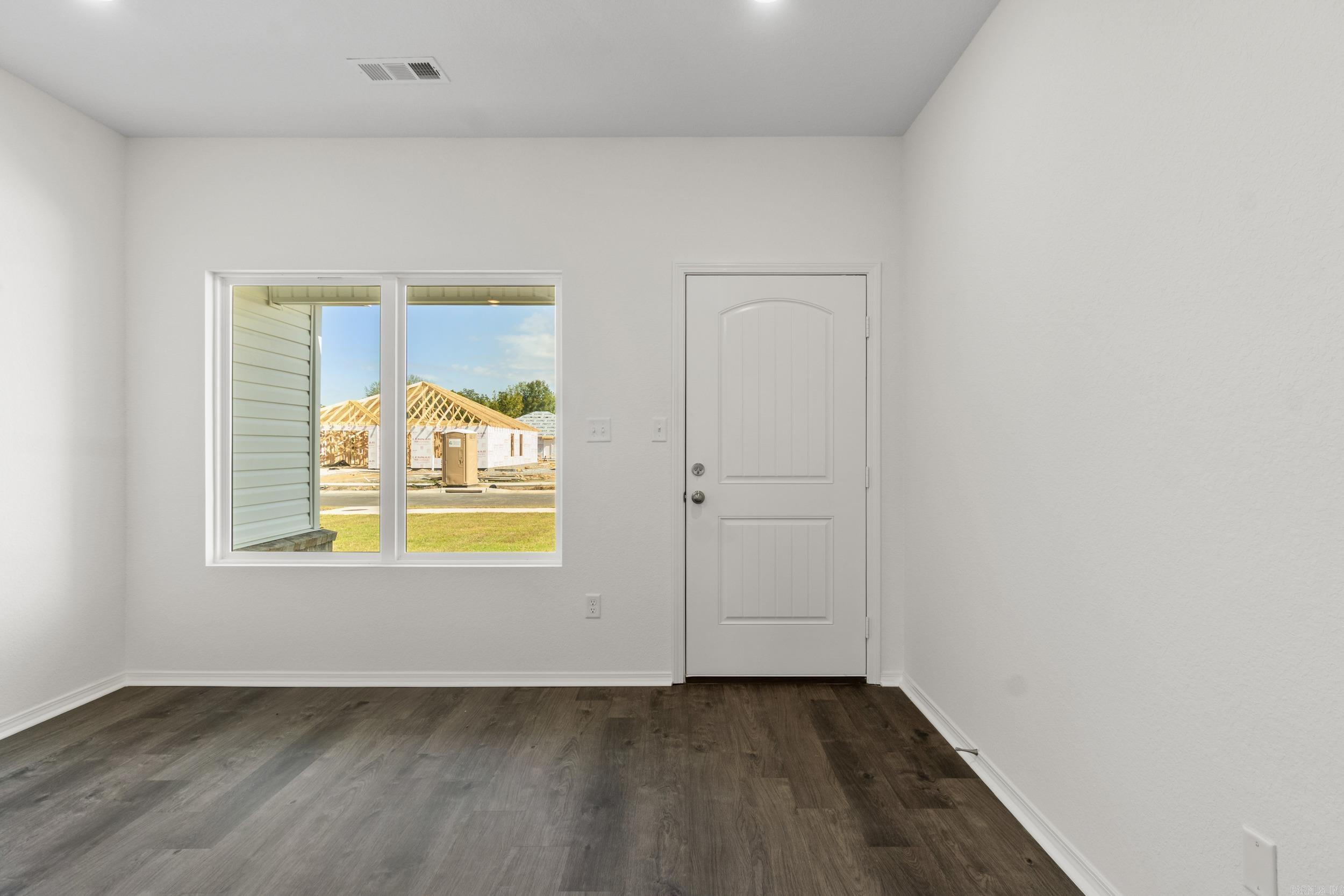 HILL FARM - Residential