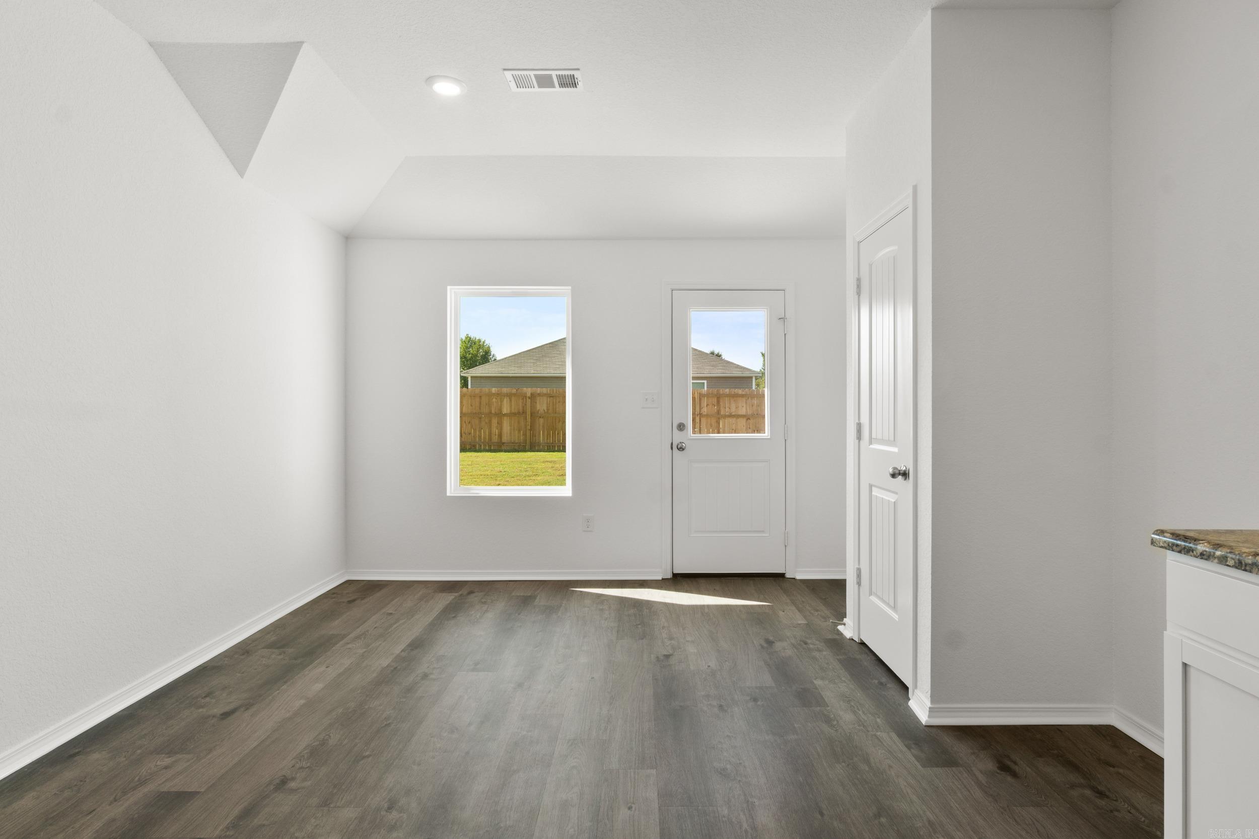 HILL FARM - Residential