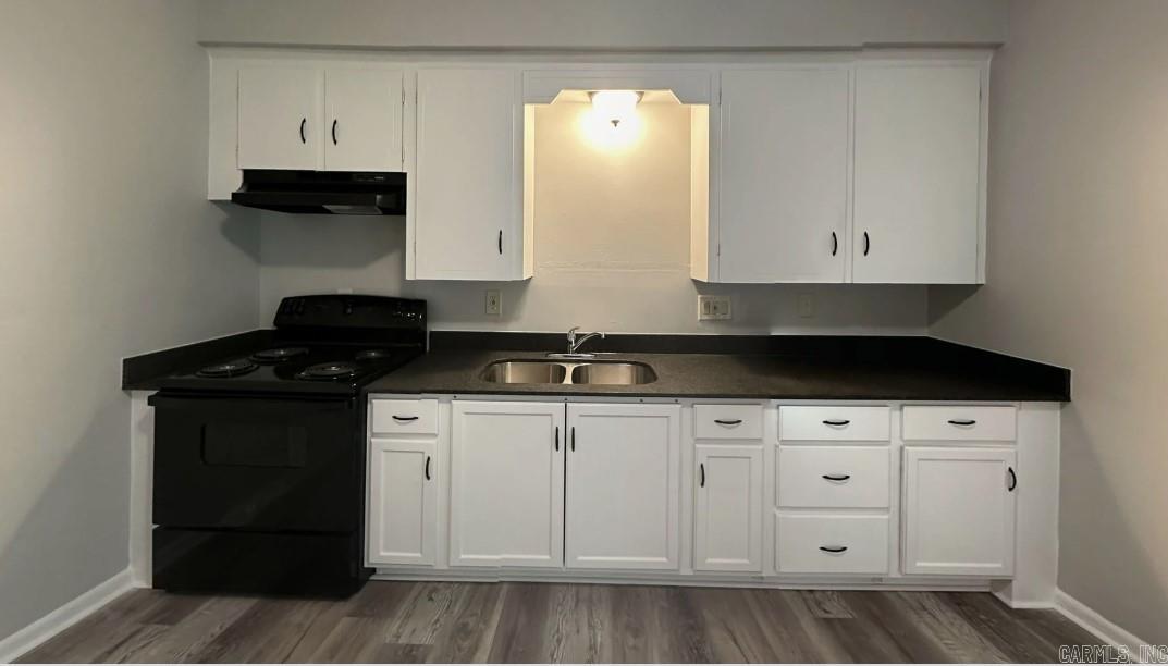 WAKEFIELD VILLAGE - Residential