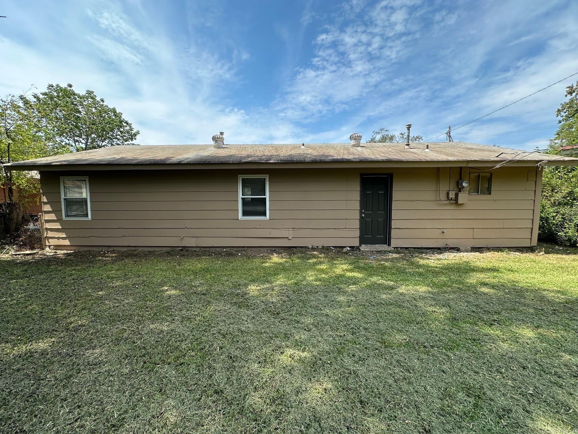 WAKEFIELD VILLAGE - Residential