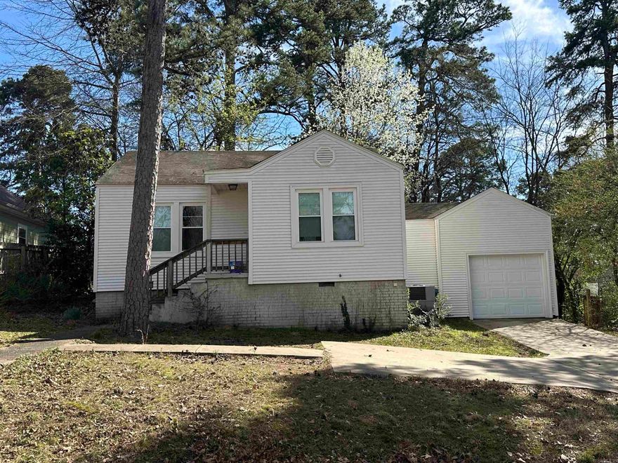 Great investment property or first time home buyer.