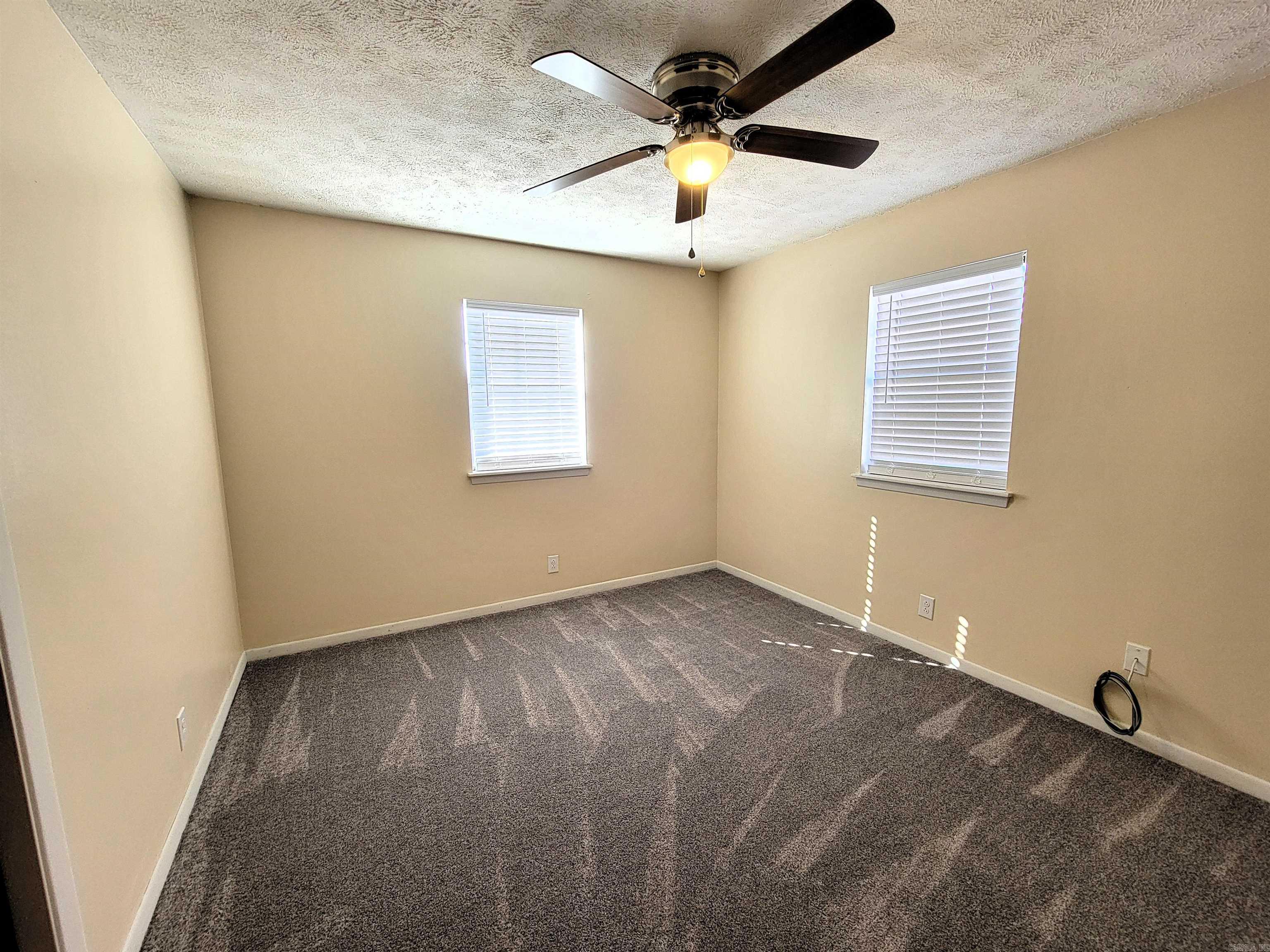 WESTERN HILLS - Residential