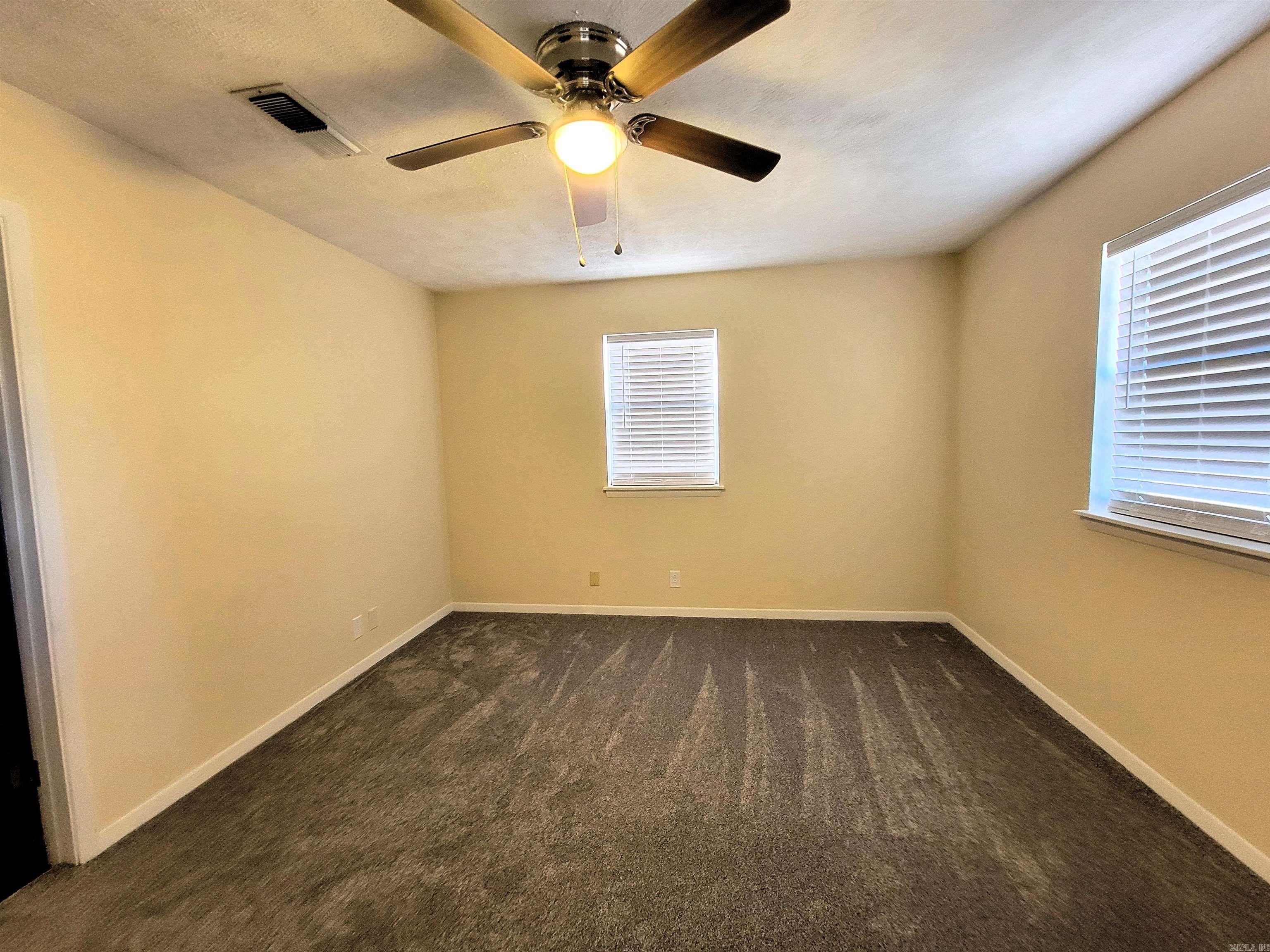 WESTERN HILLS - Residential