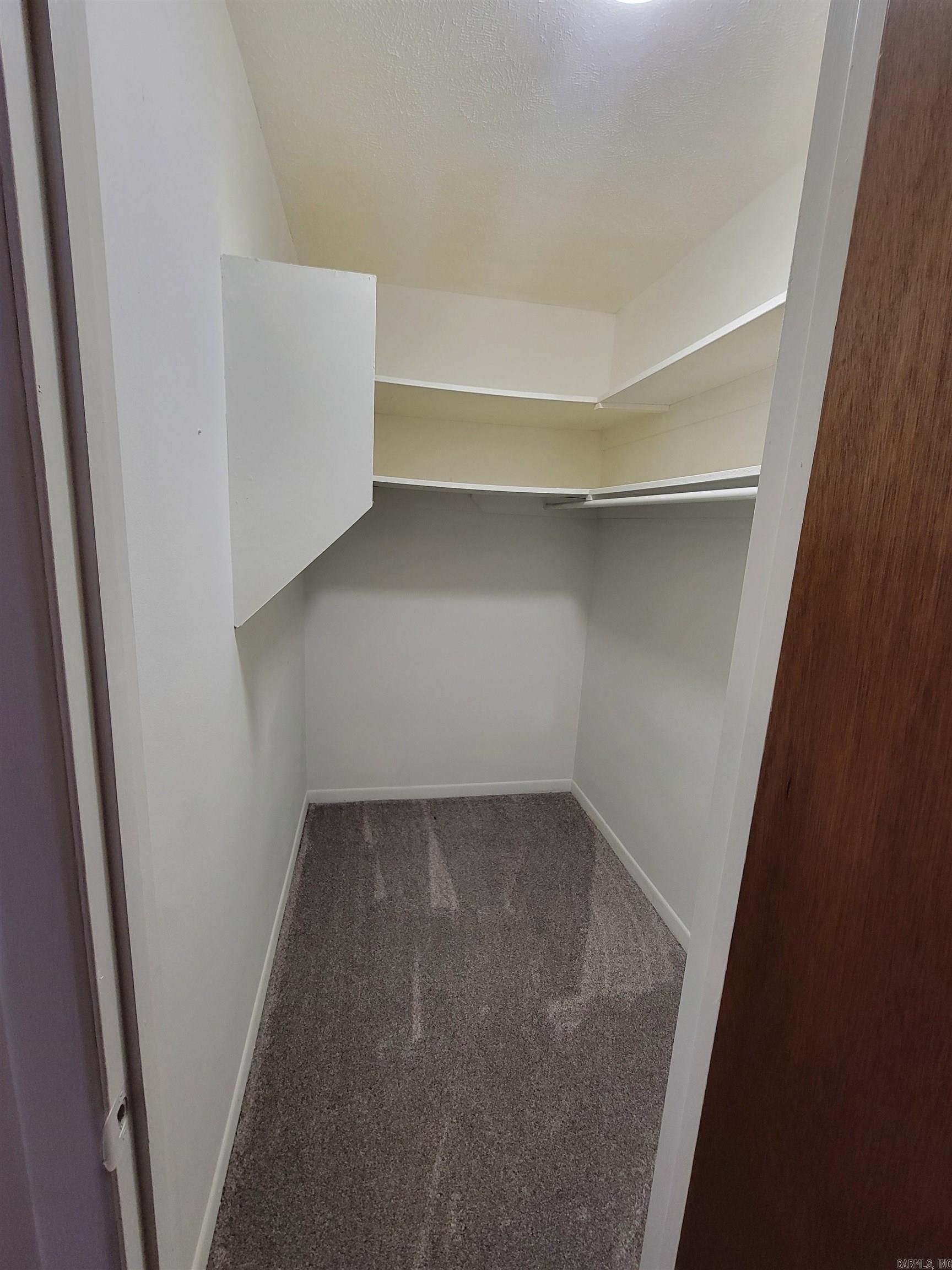 WESTERN HILLS - Residential