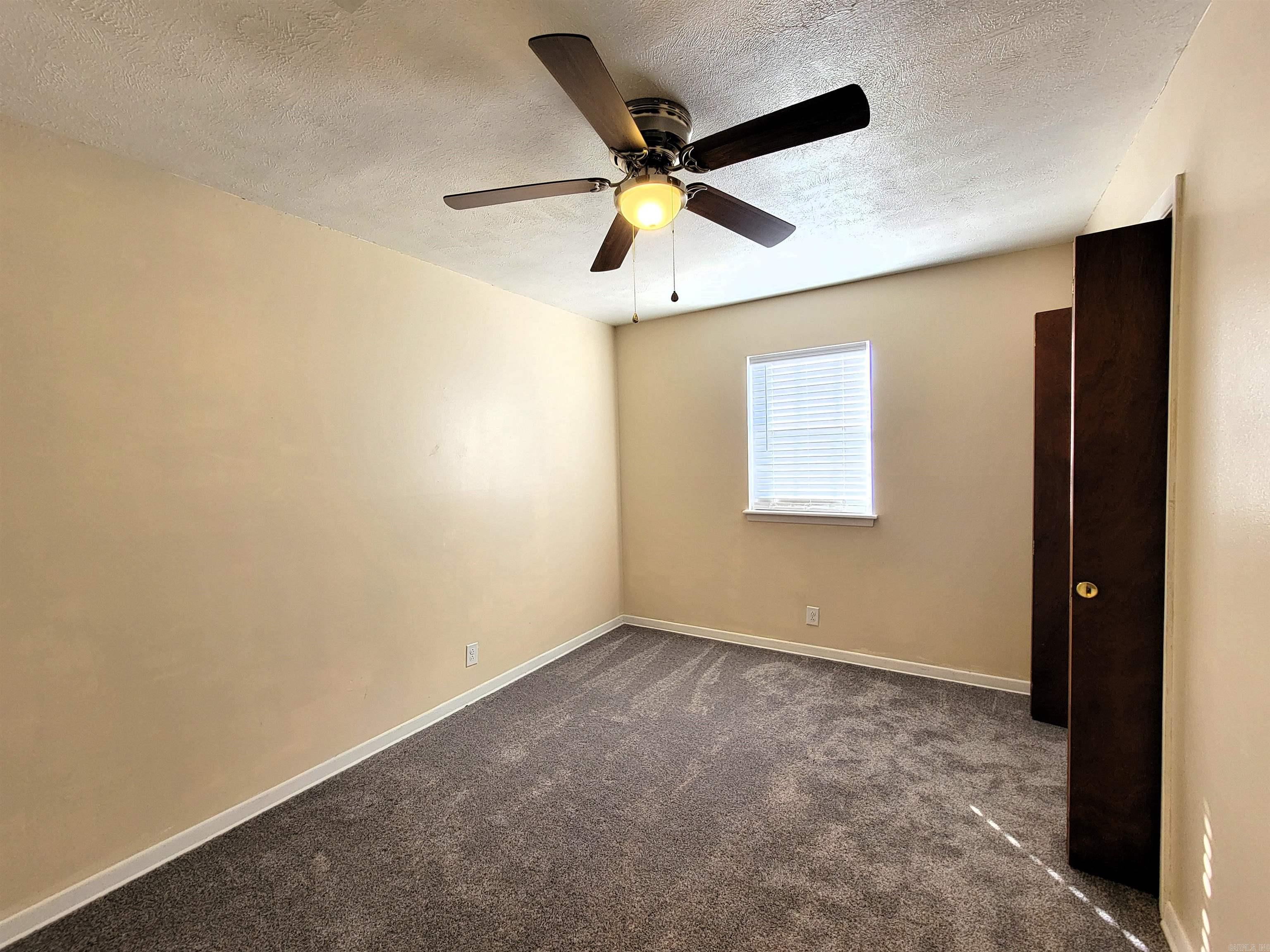 WESTERN HILLS - Residential