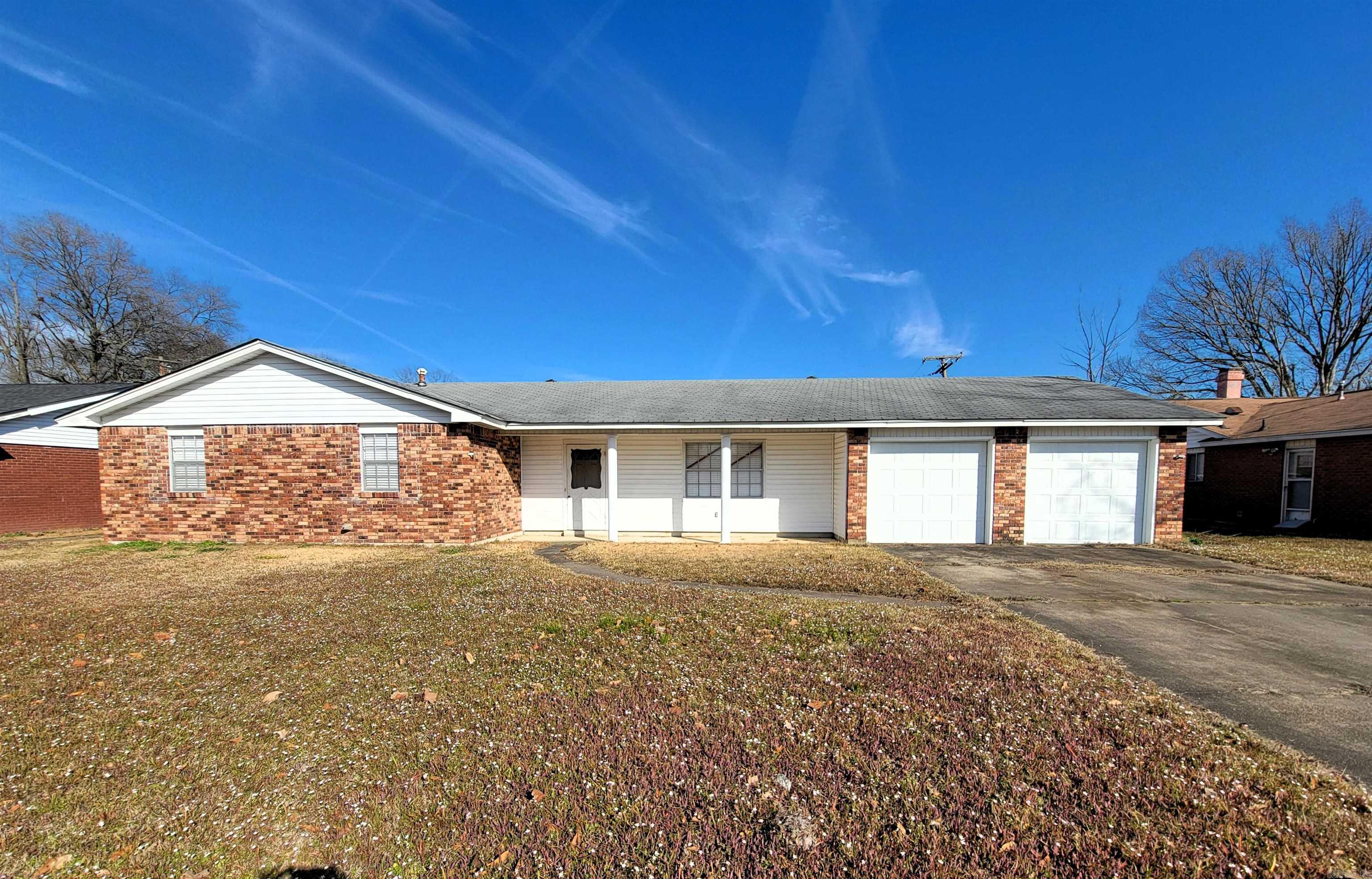 WESTERN HILLS - Residential
