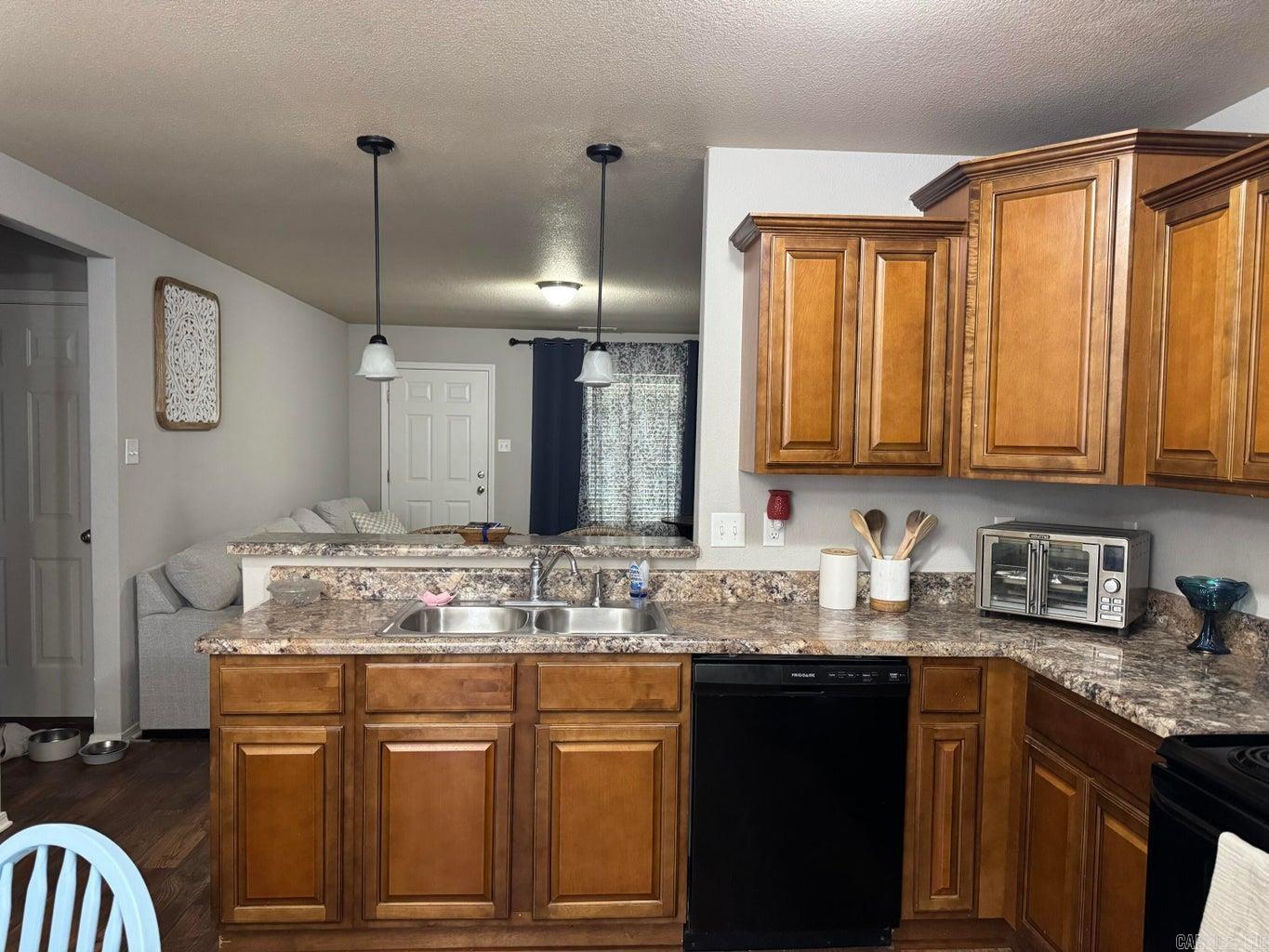 BRIDLEWOOD - Residential