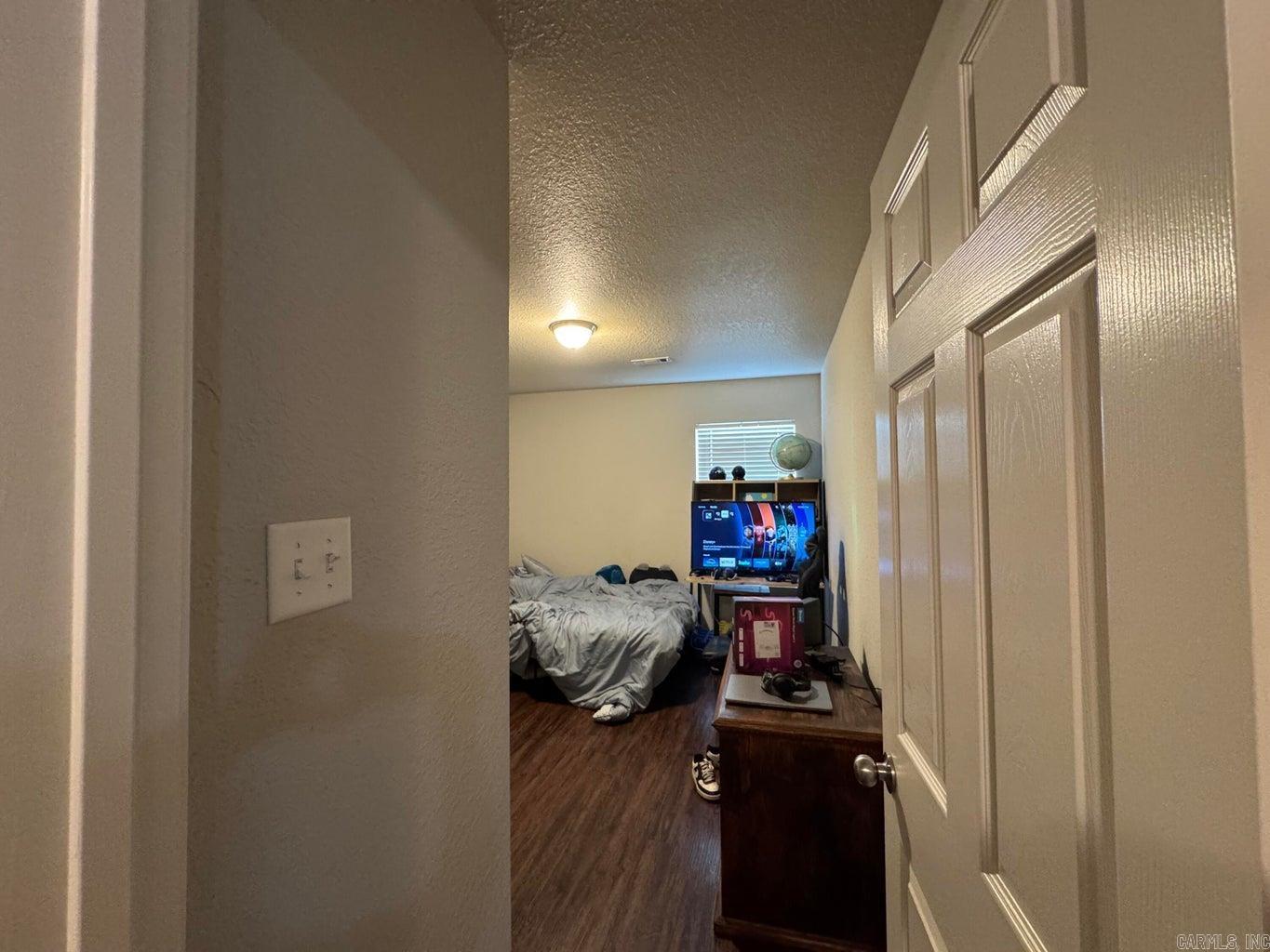 BRIDLEWOOD - Residential