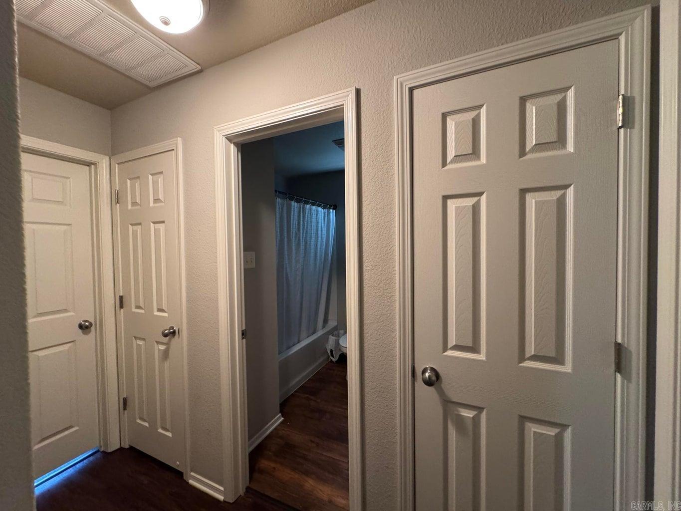 BRIDLEWOOD - Residential