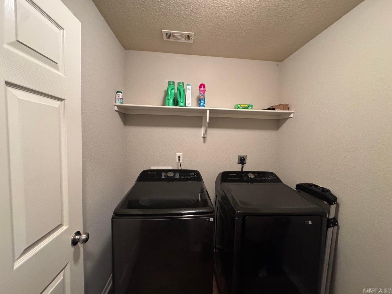 BRIDLEWOOD - Residential