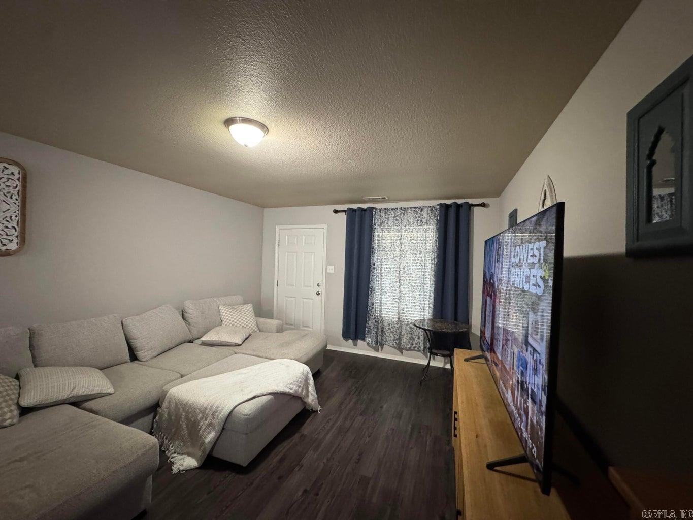 BRIDLEWOOD - Residential