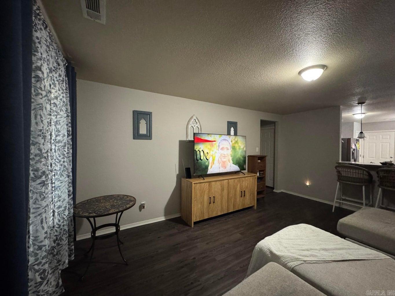 BRIDLEWOOD - Residential