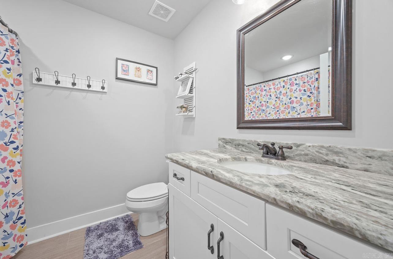 Sarah Crossing - Residential