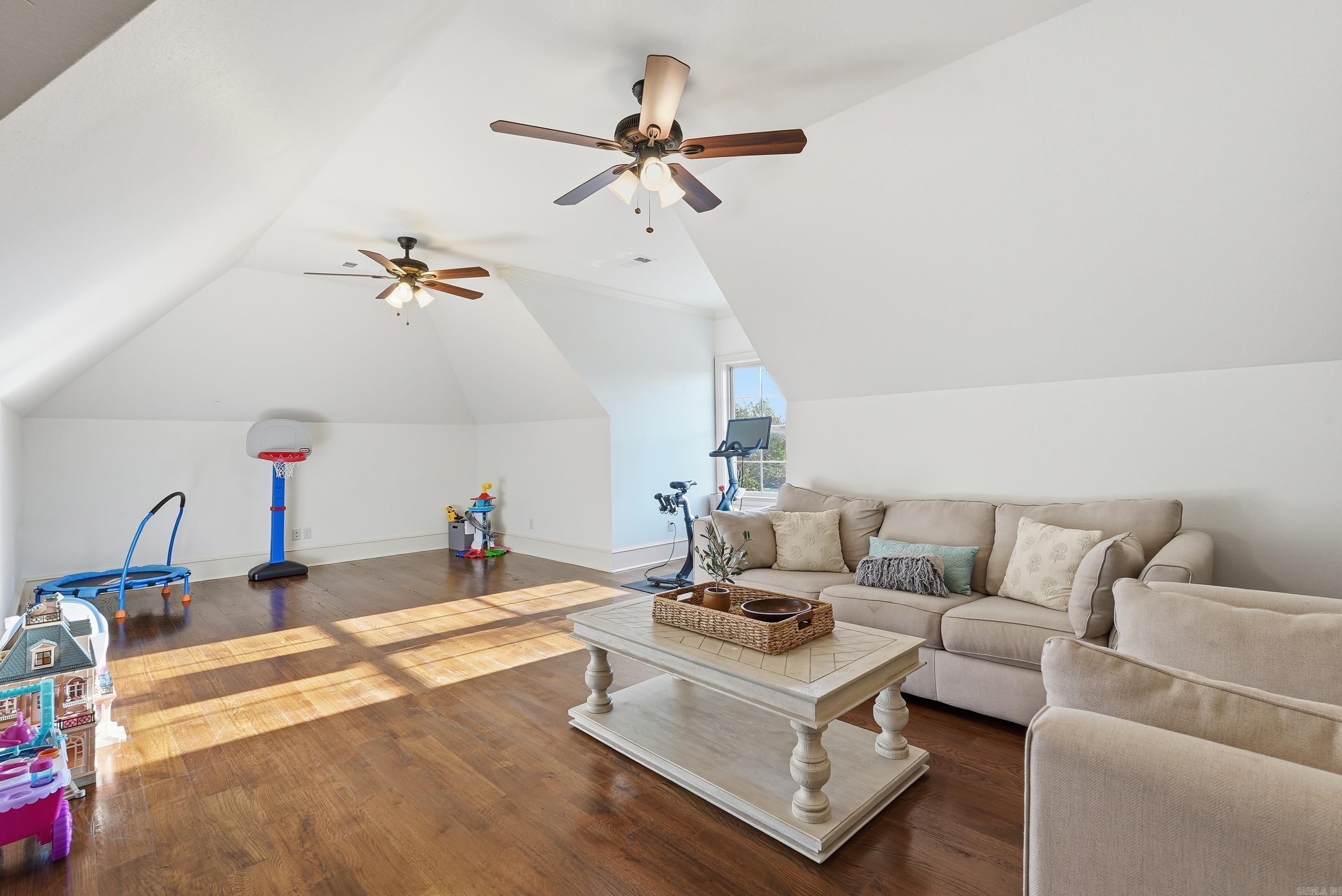 WATERVIEW ESTATES - Residential