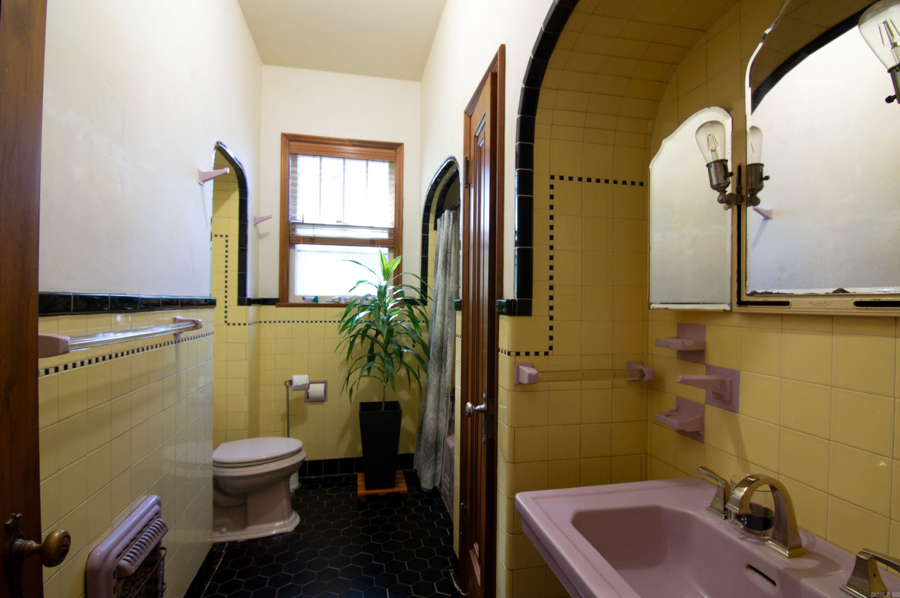 GATEWOOD ADDN - Residential