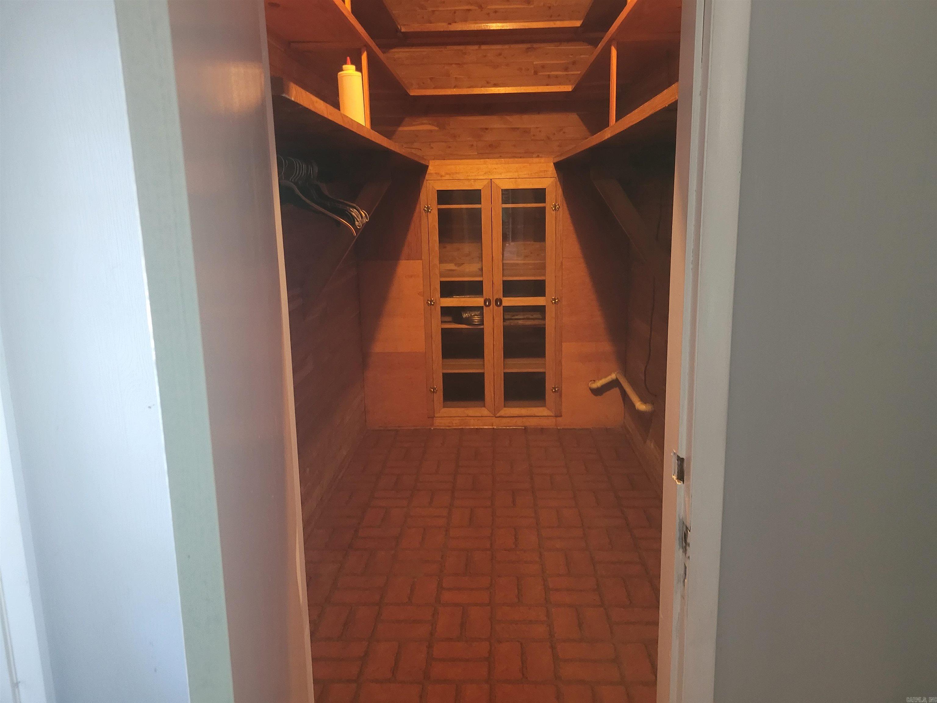 England City - Residential