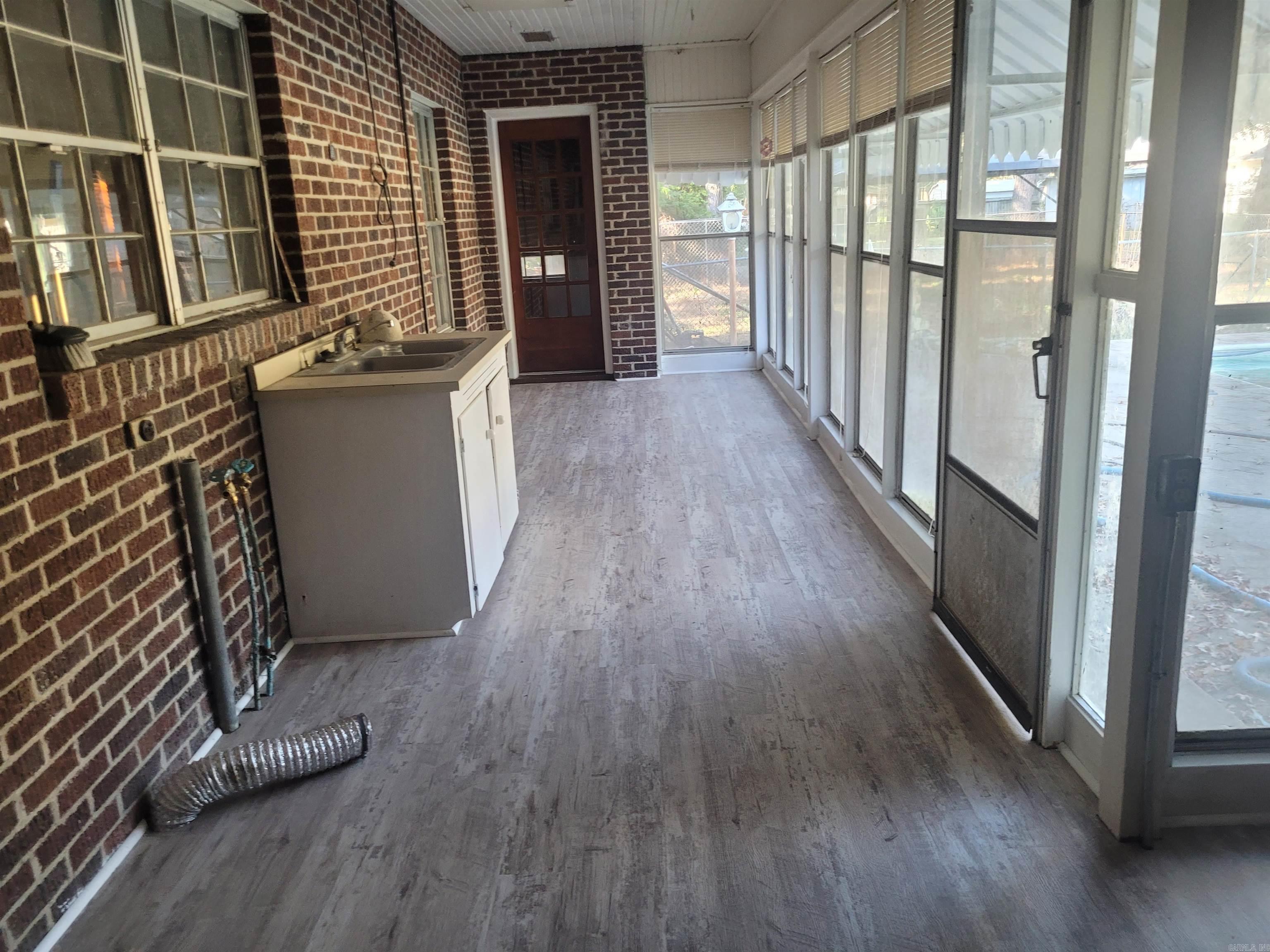 England City - Residential