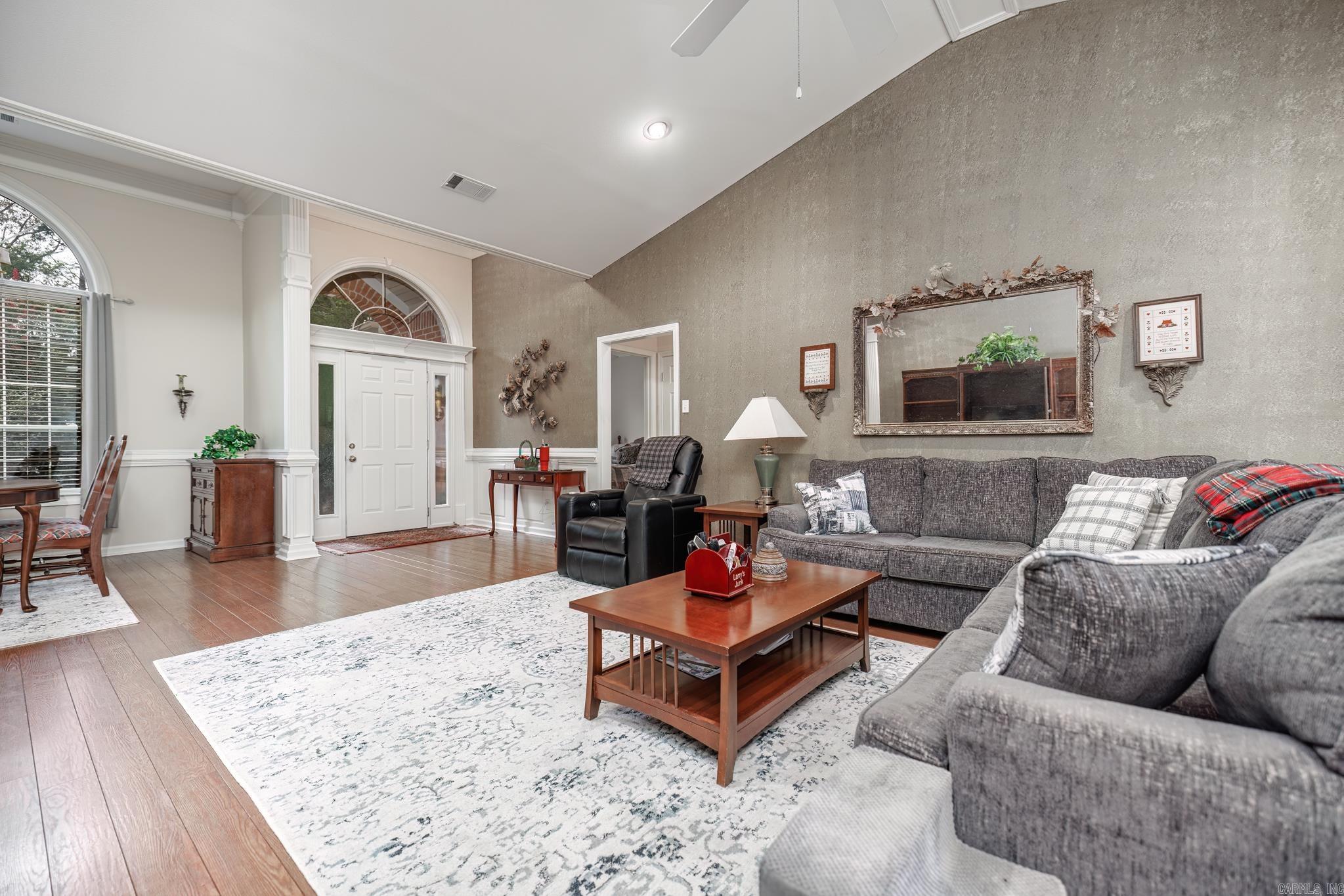 Sergio - Residential