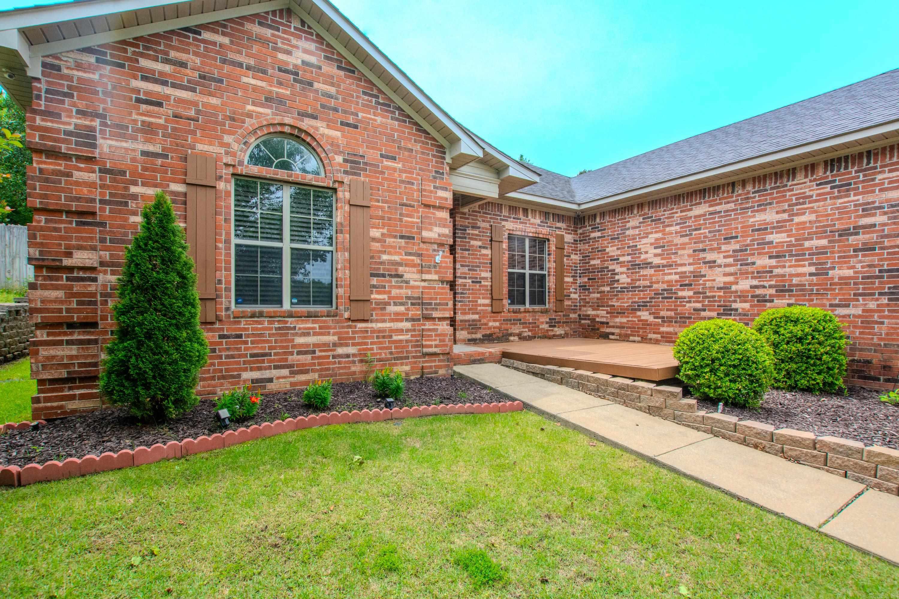 NORTH POINTE ADDN - Residential