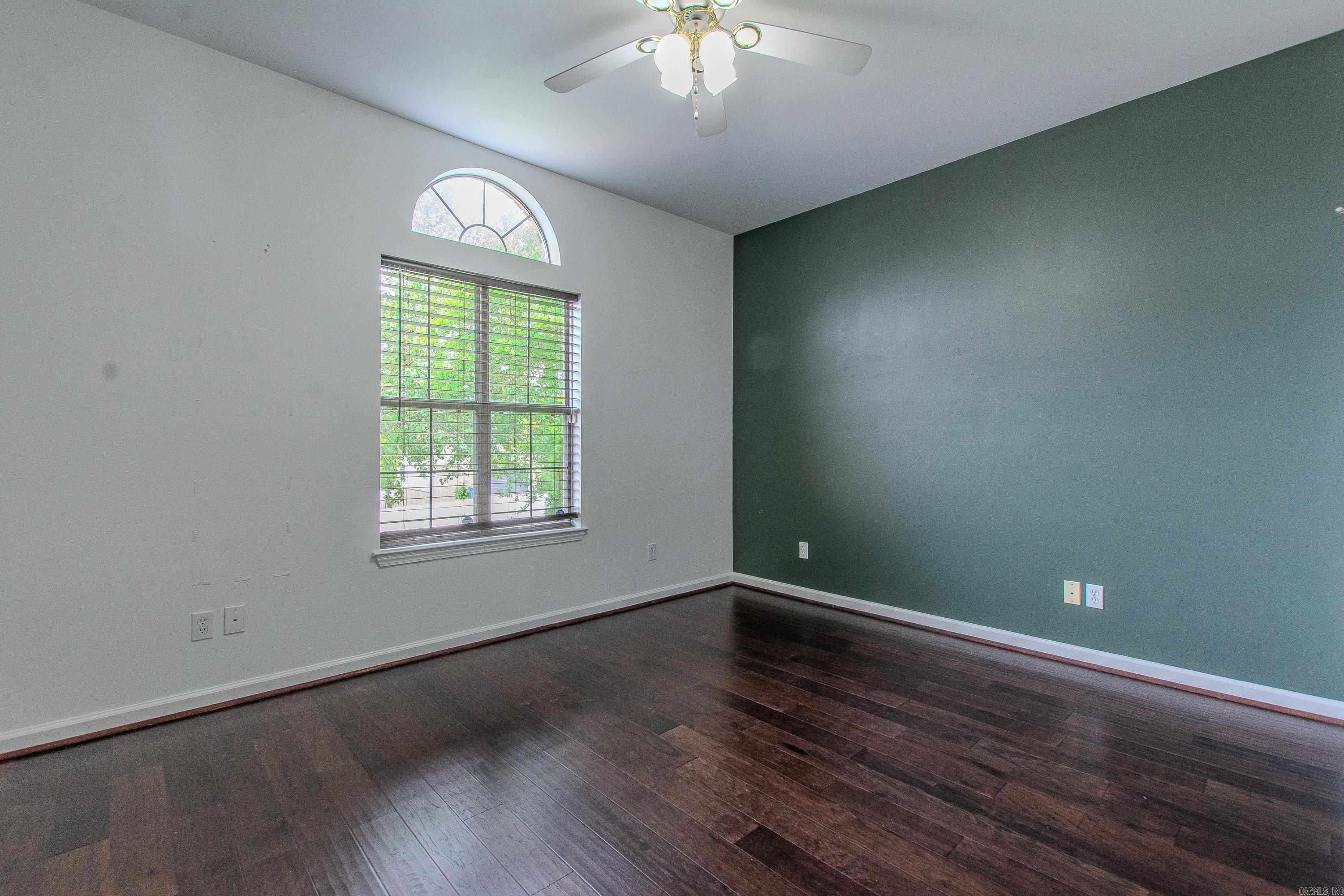 NORTH POINTE ADDN - Residential