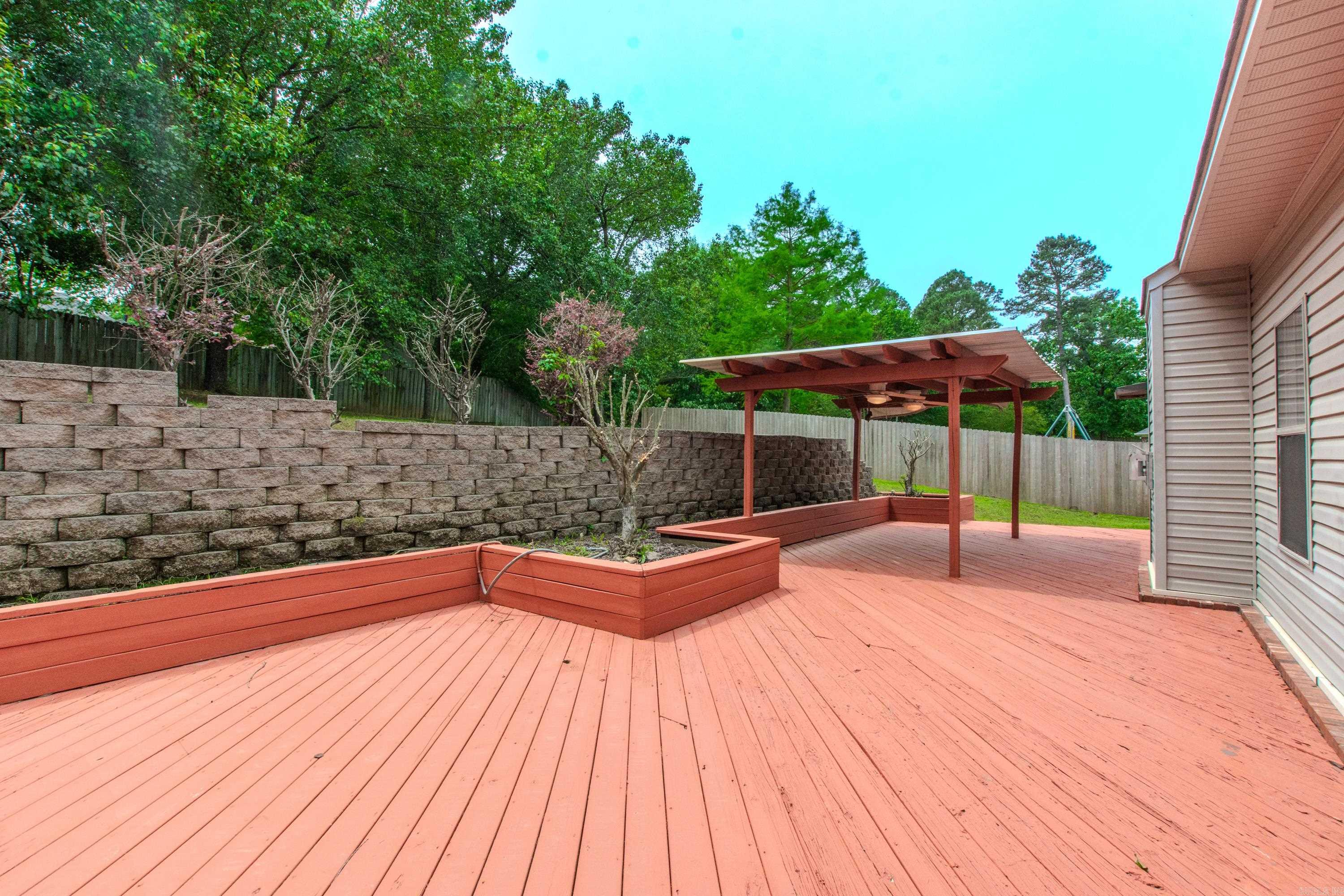 NORTH POINTE ADDN - Residential