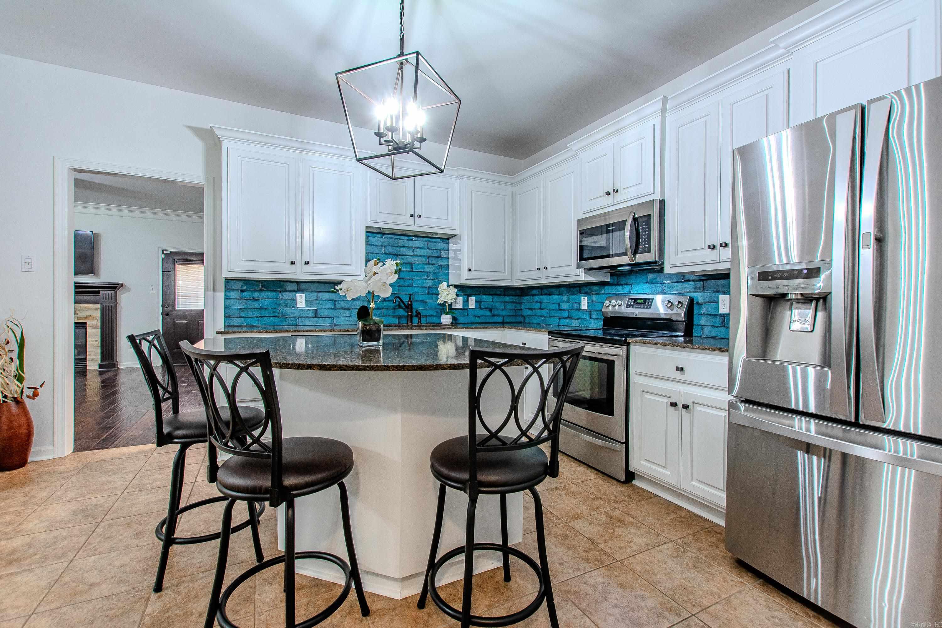 NORTH POINTE ADDN - Residential
