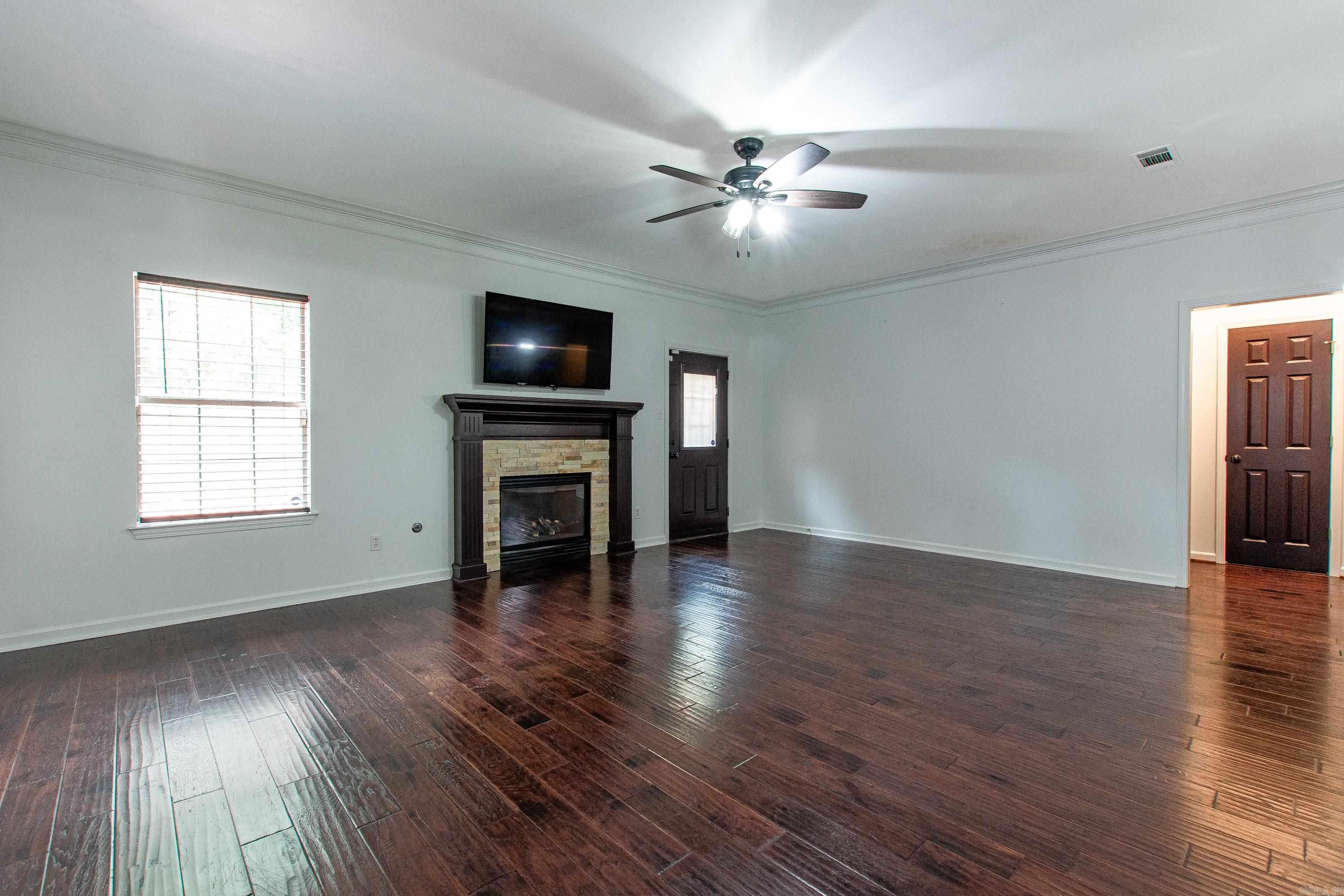 NORTH POINTE ADDN - Residential