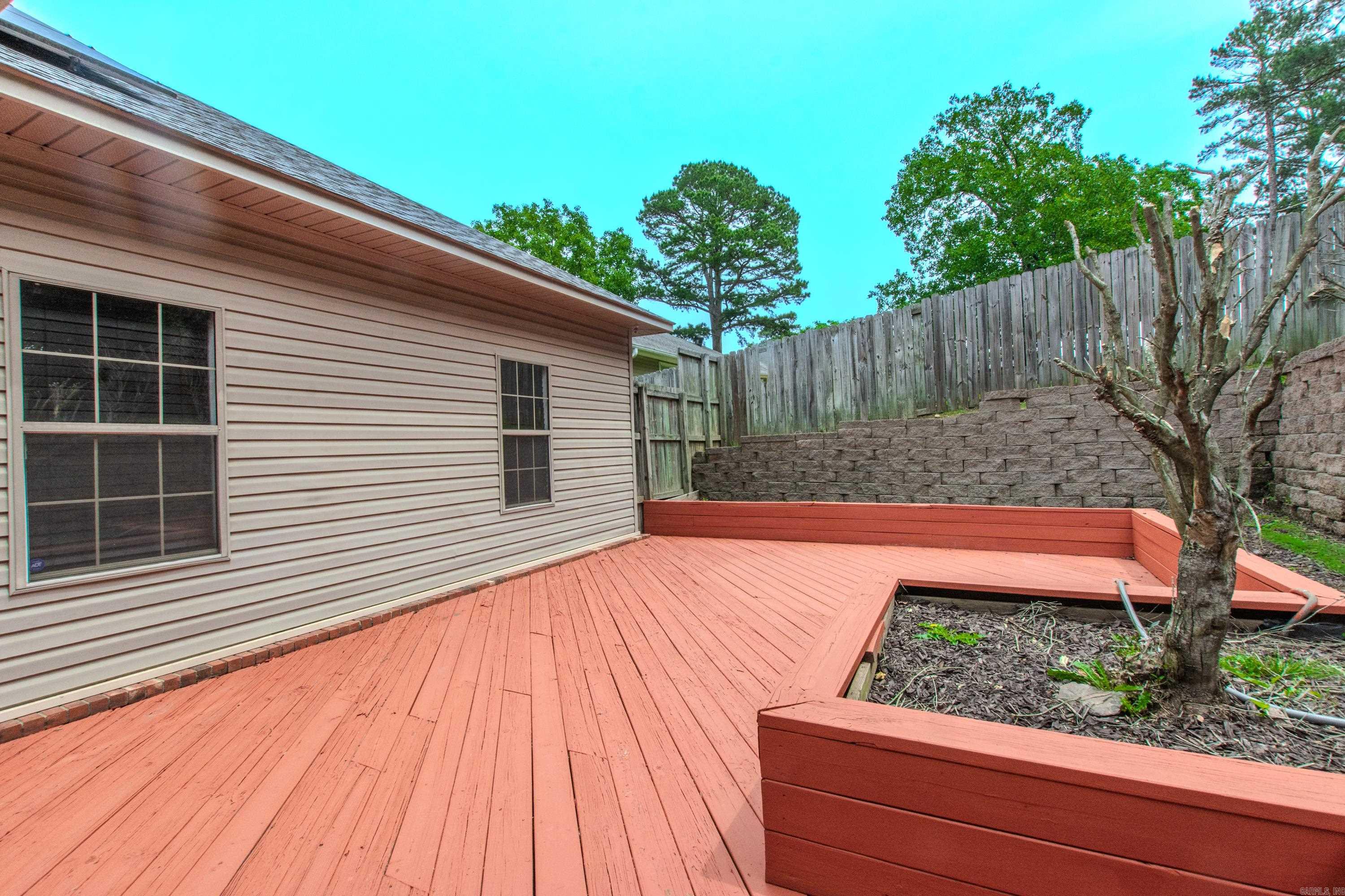 NORTH POINTE ADDN - Residential