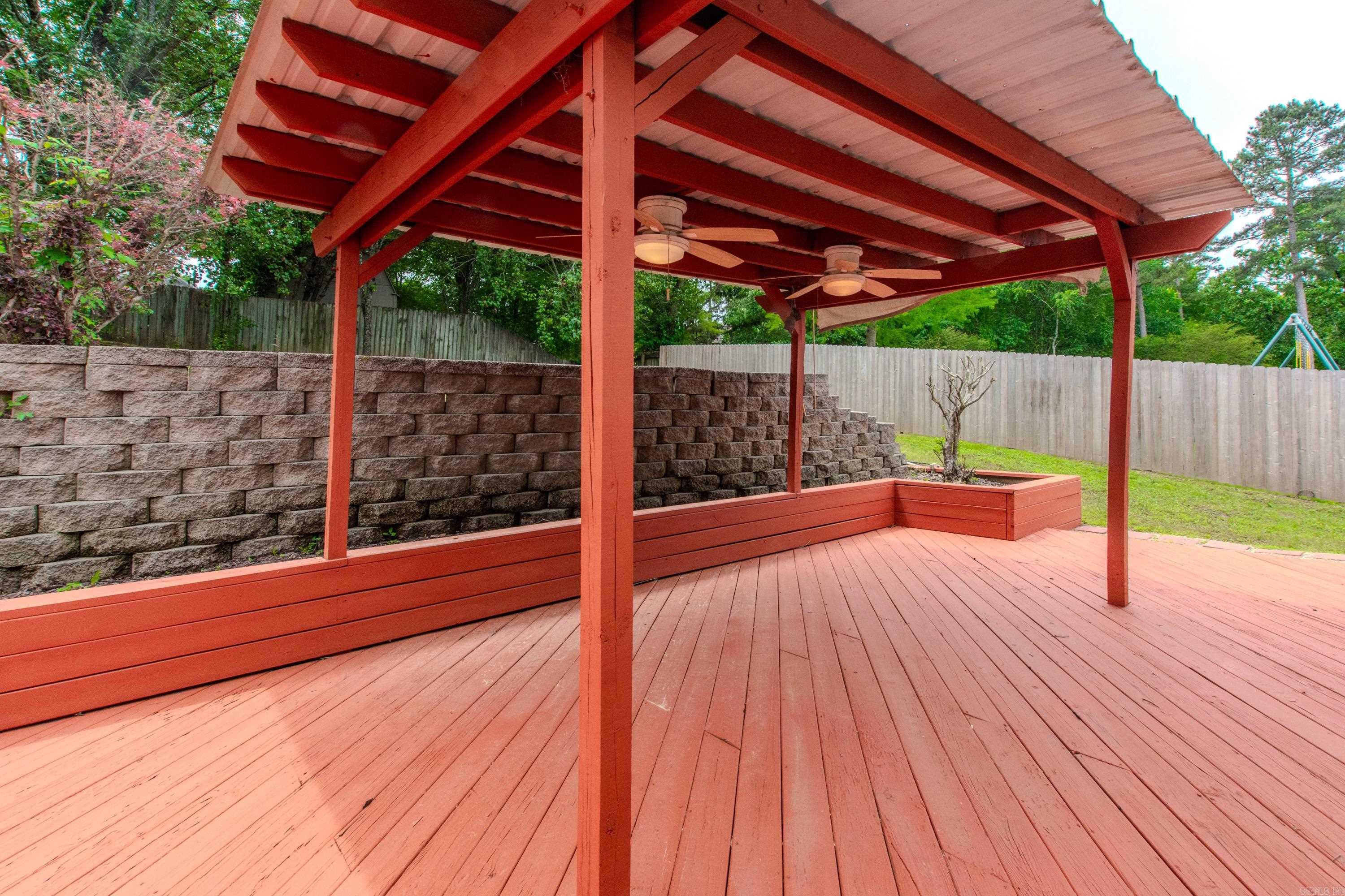 NORTH POINTE ADDN - Residential