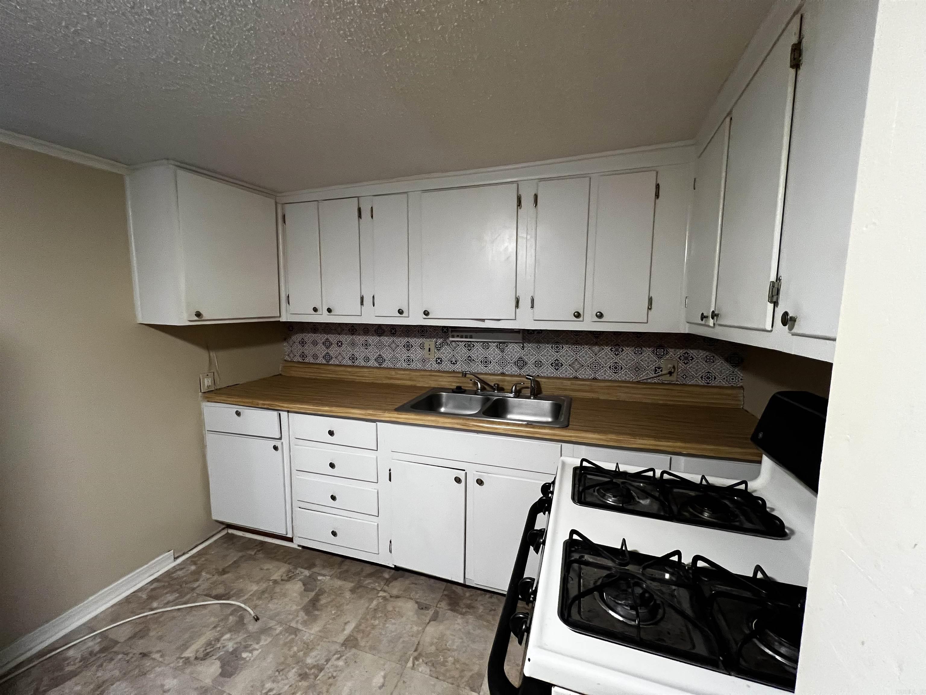 BARROW JOHN - Residential