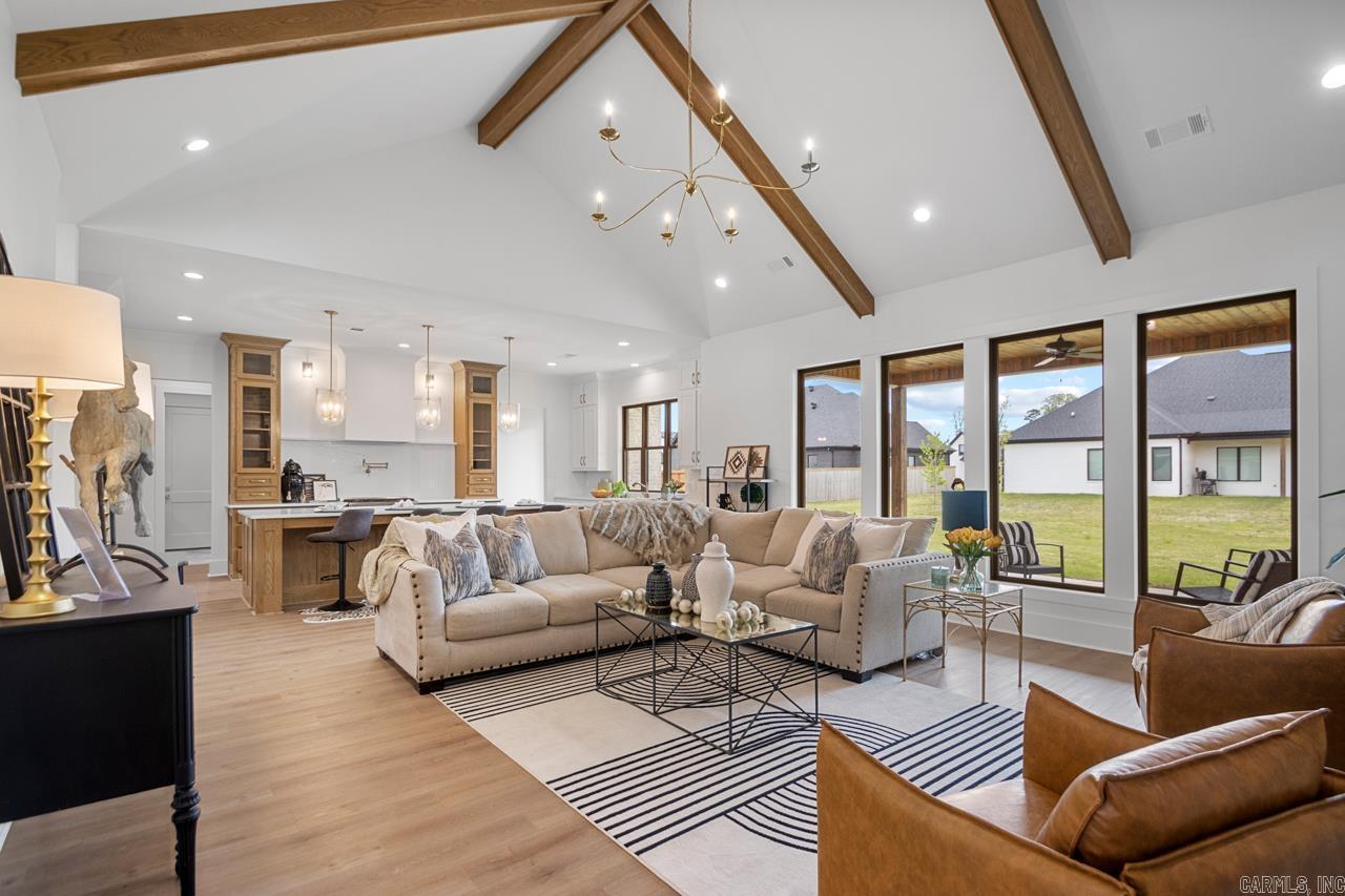 THE POINTE HURRICANE ESTATES - Residential