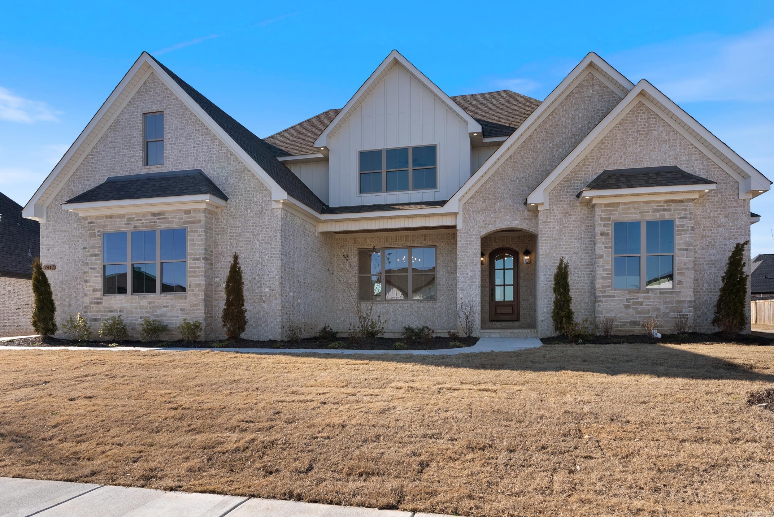 THE POINTE HURRICANE ESTATES - Residential