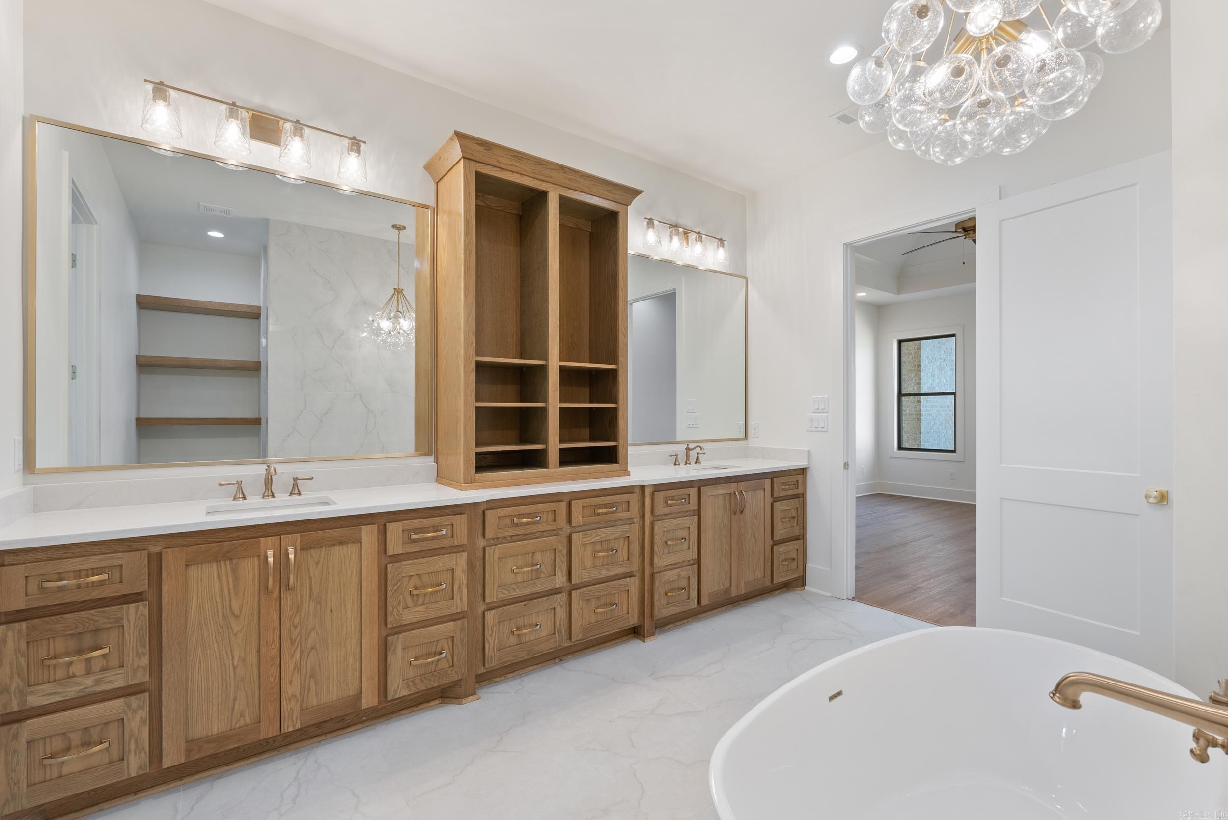 THE POINTE HURRICANE ESTATES - Residential