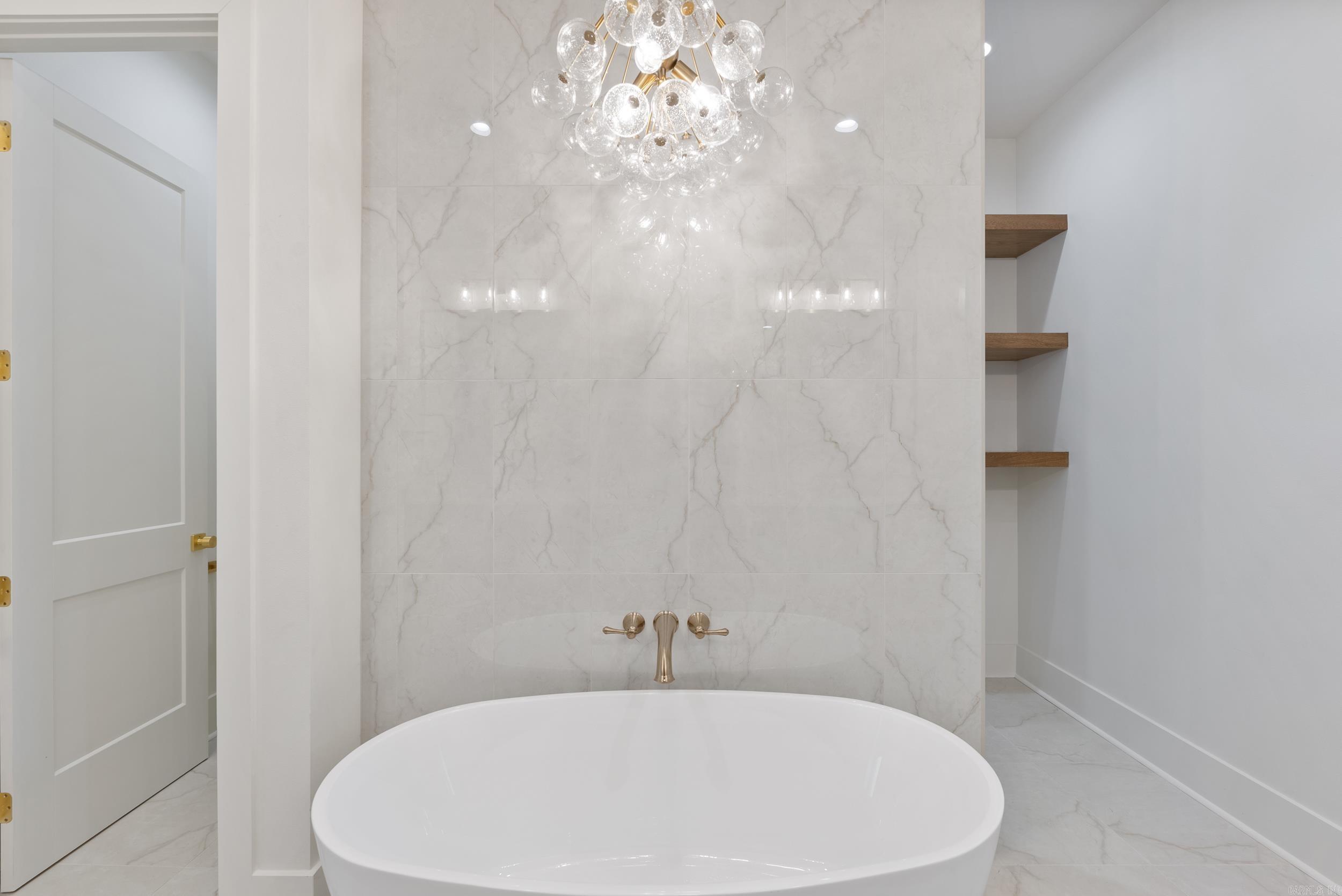 THE POINTE HURRICANE ESTATES - Residential