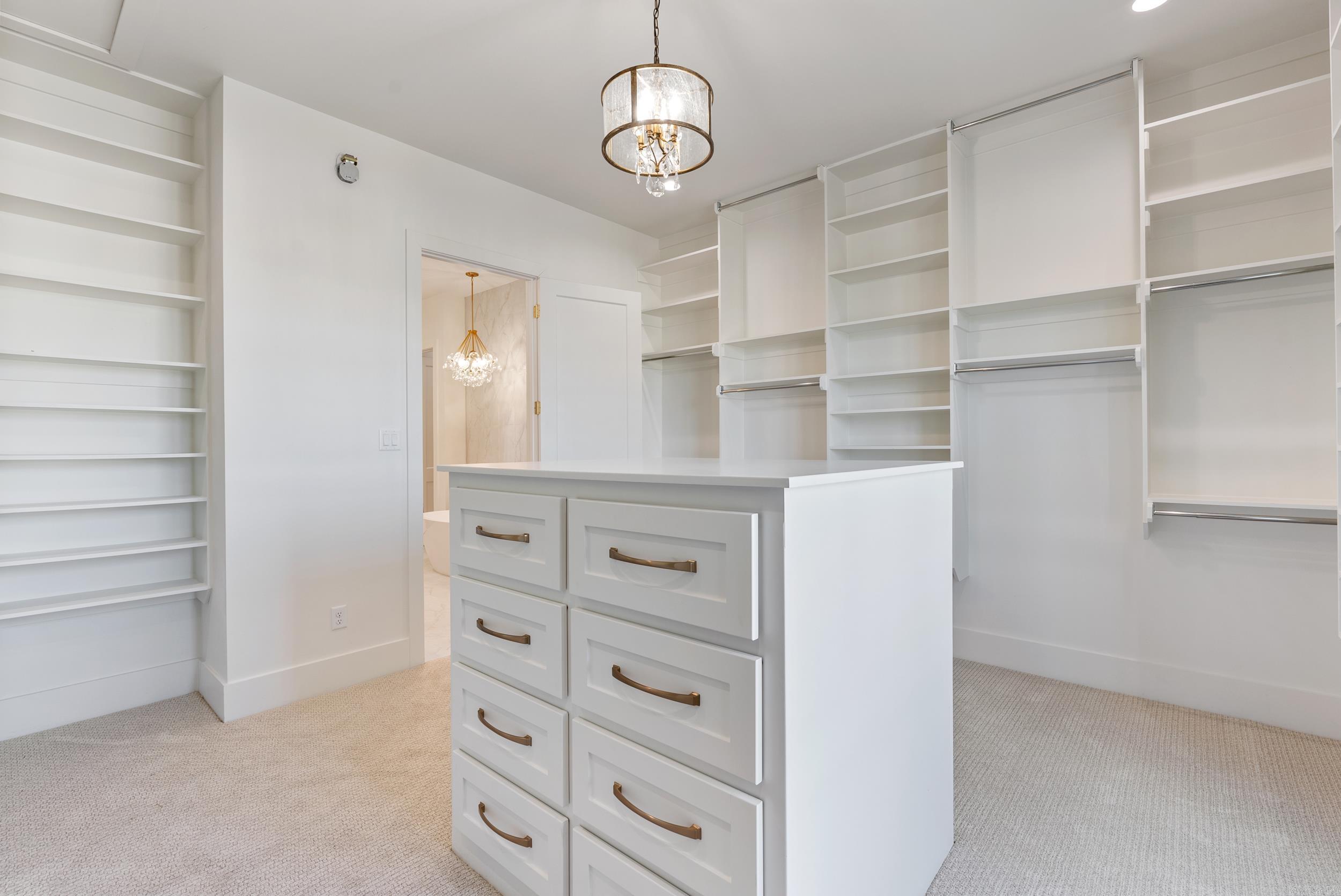 THE POINTE HURRICANE ESTATES - Residential