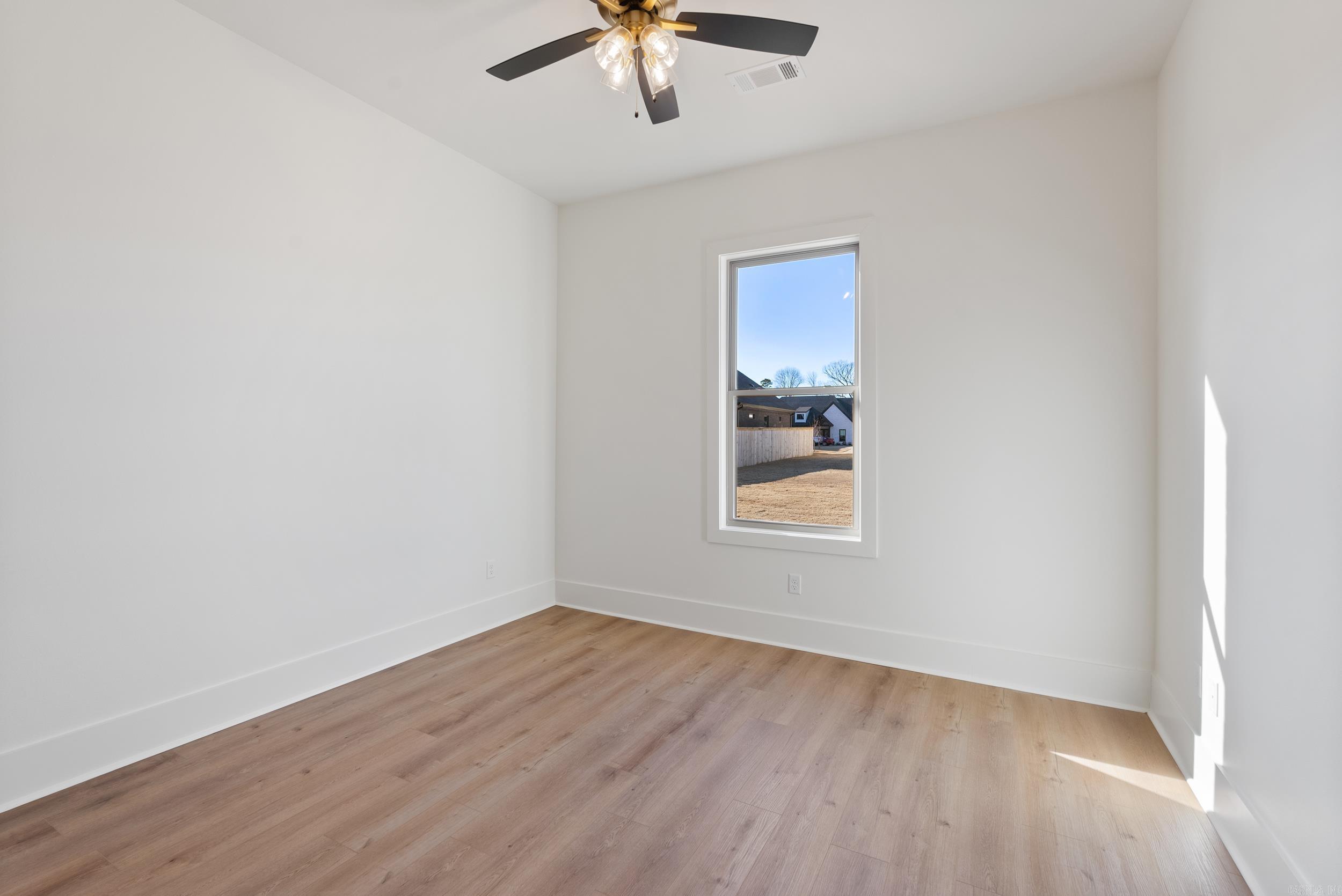 THE POINTE HURRICANE ESTATES - Residential