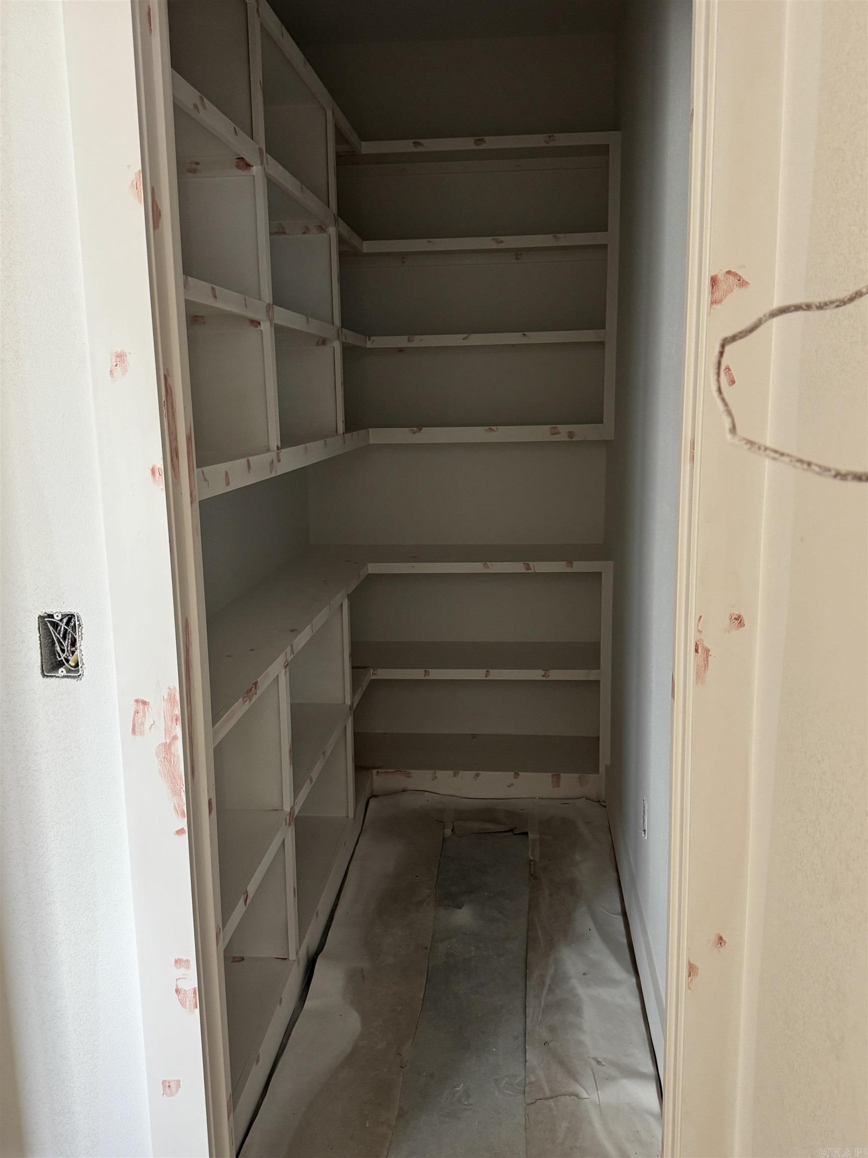 ALTA VISTA - Residential