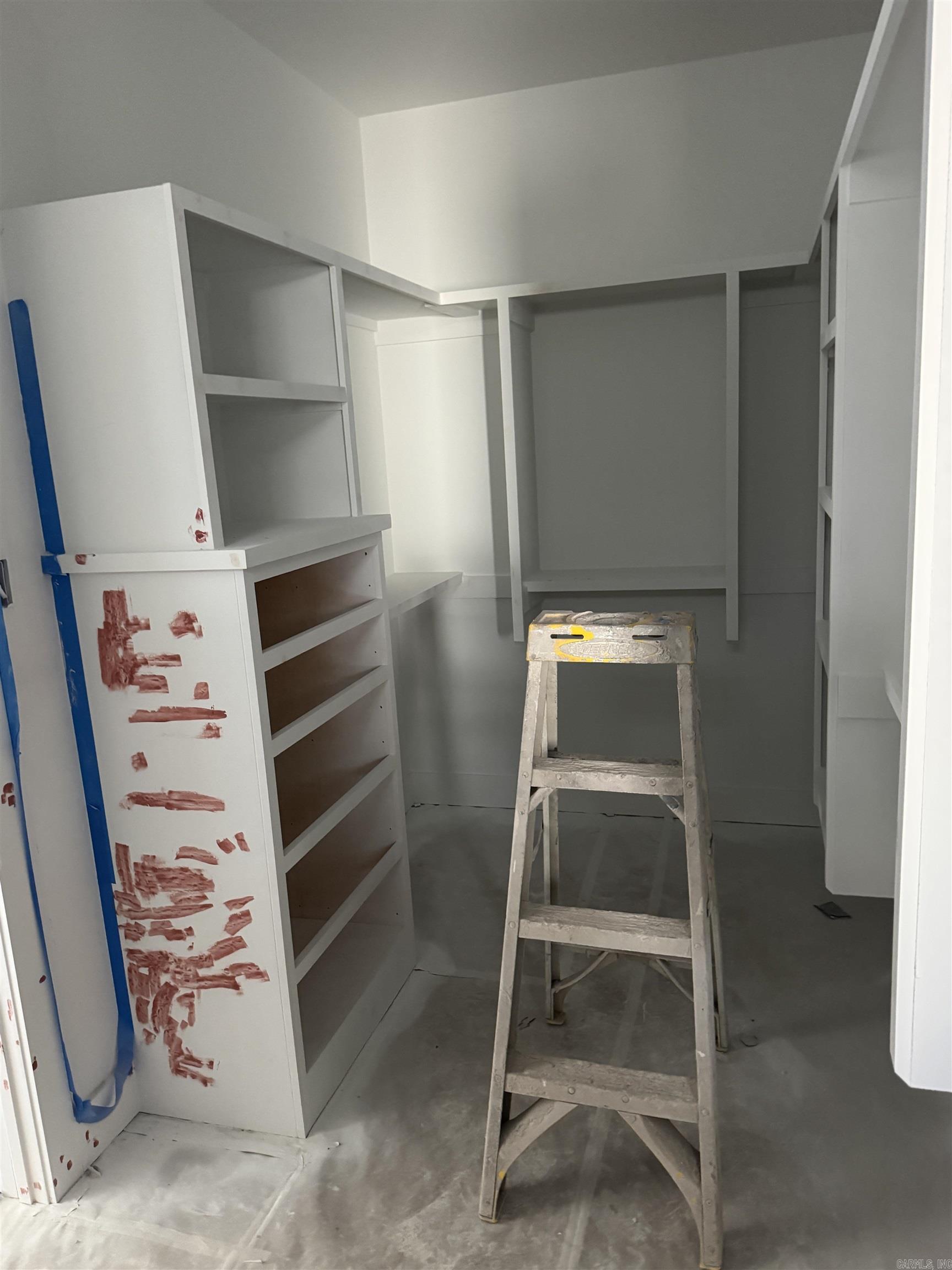 ALTA VISTA - Residential