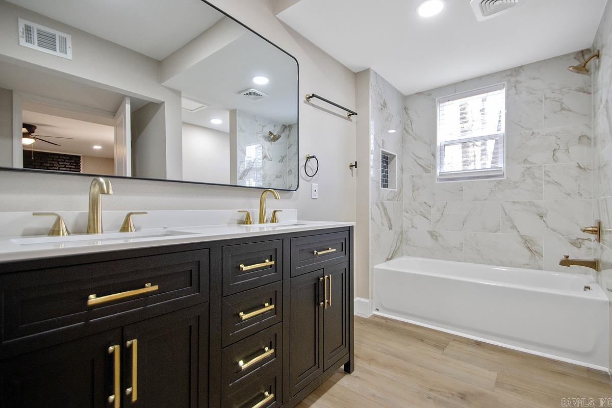 INDIAN HILLS - Residential