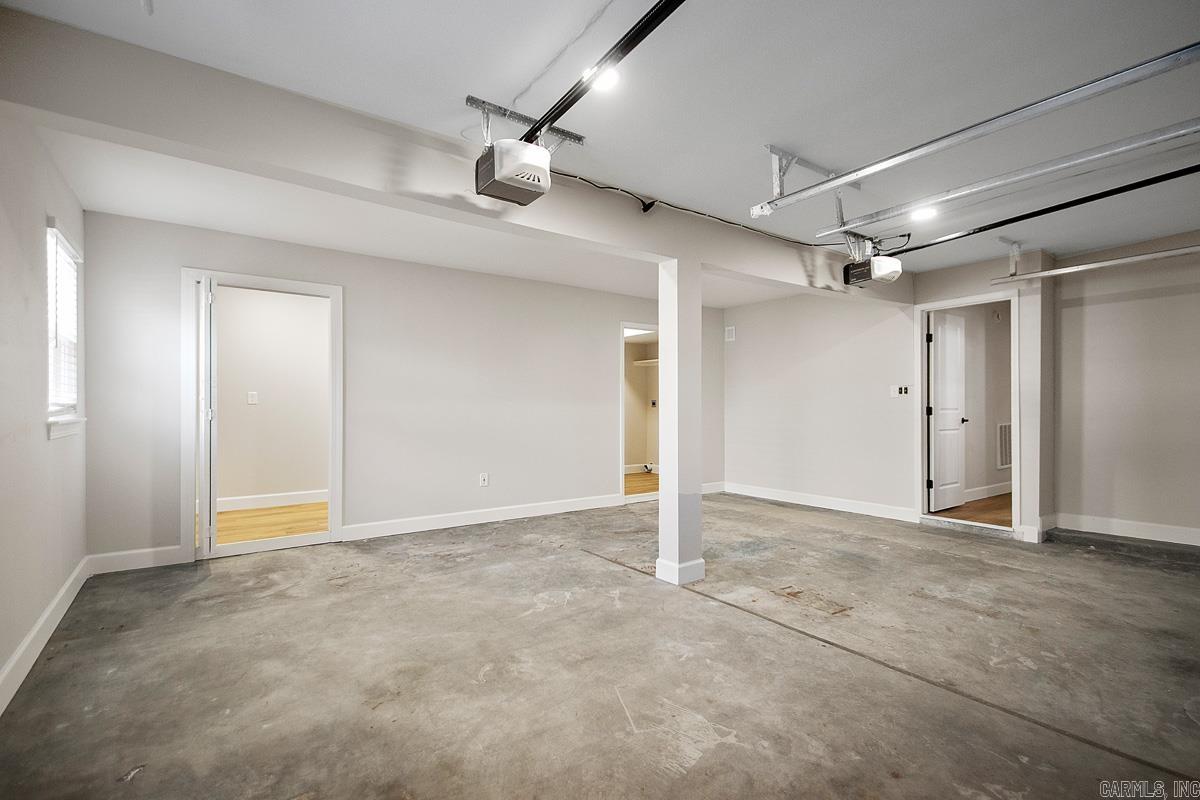 INDIAN HILLS - Residential